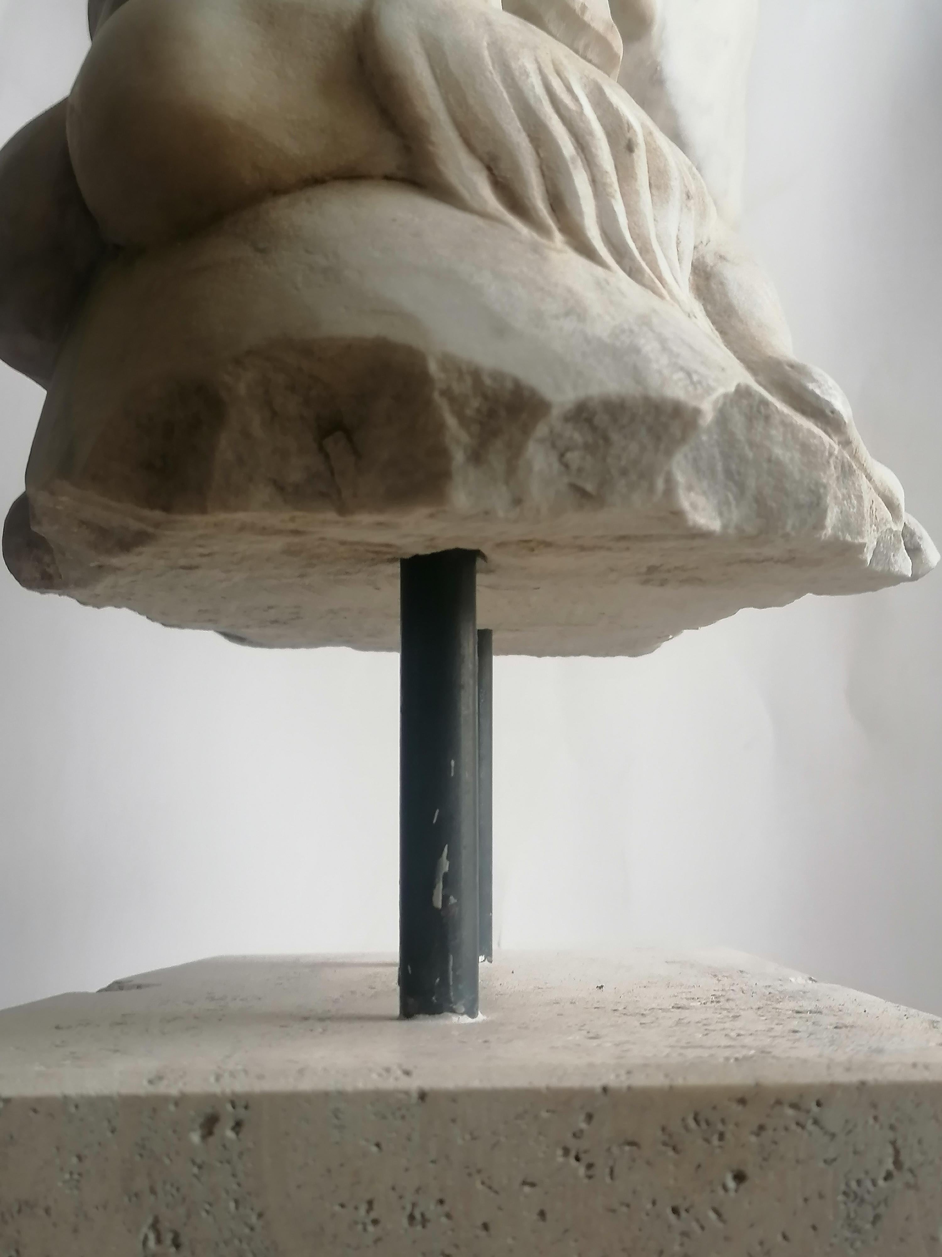 Busto Fauna e piccolo fauno in marmo Carrara - originale made in Italy in vendita 1