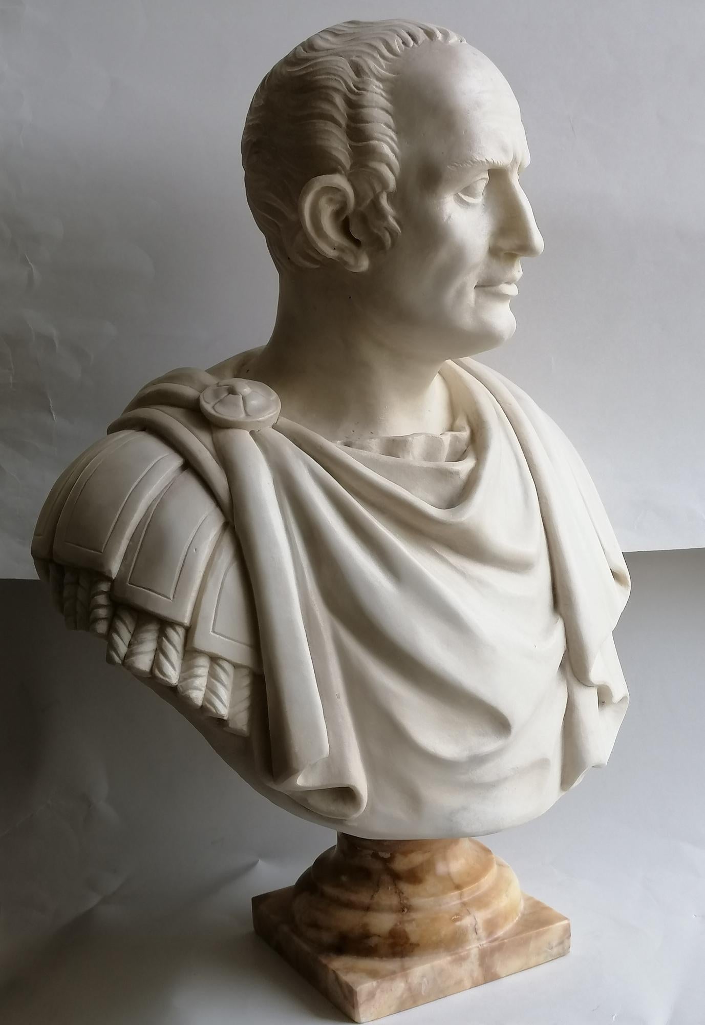 Classical Roman Julius Caesar bust in white Carrara marble For Sale