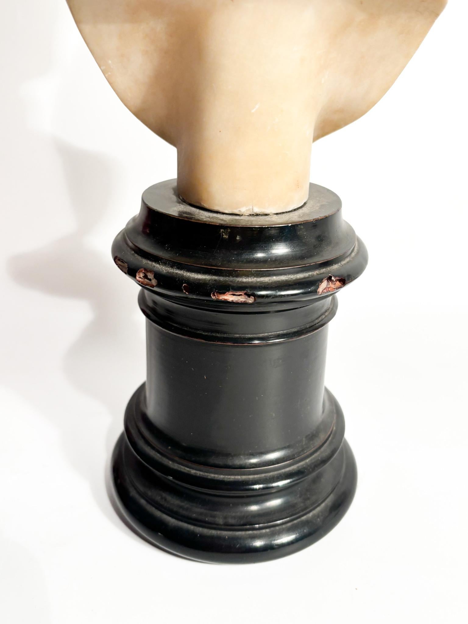 White Marble Bust of Dante Alighieri and Wooden Base 1950s 4