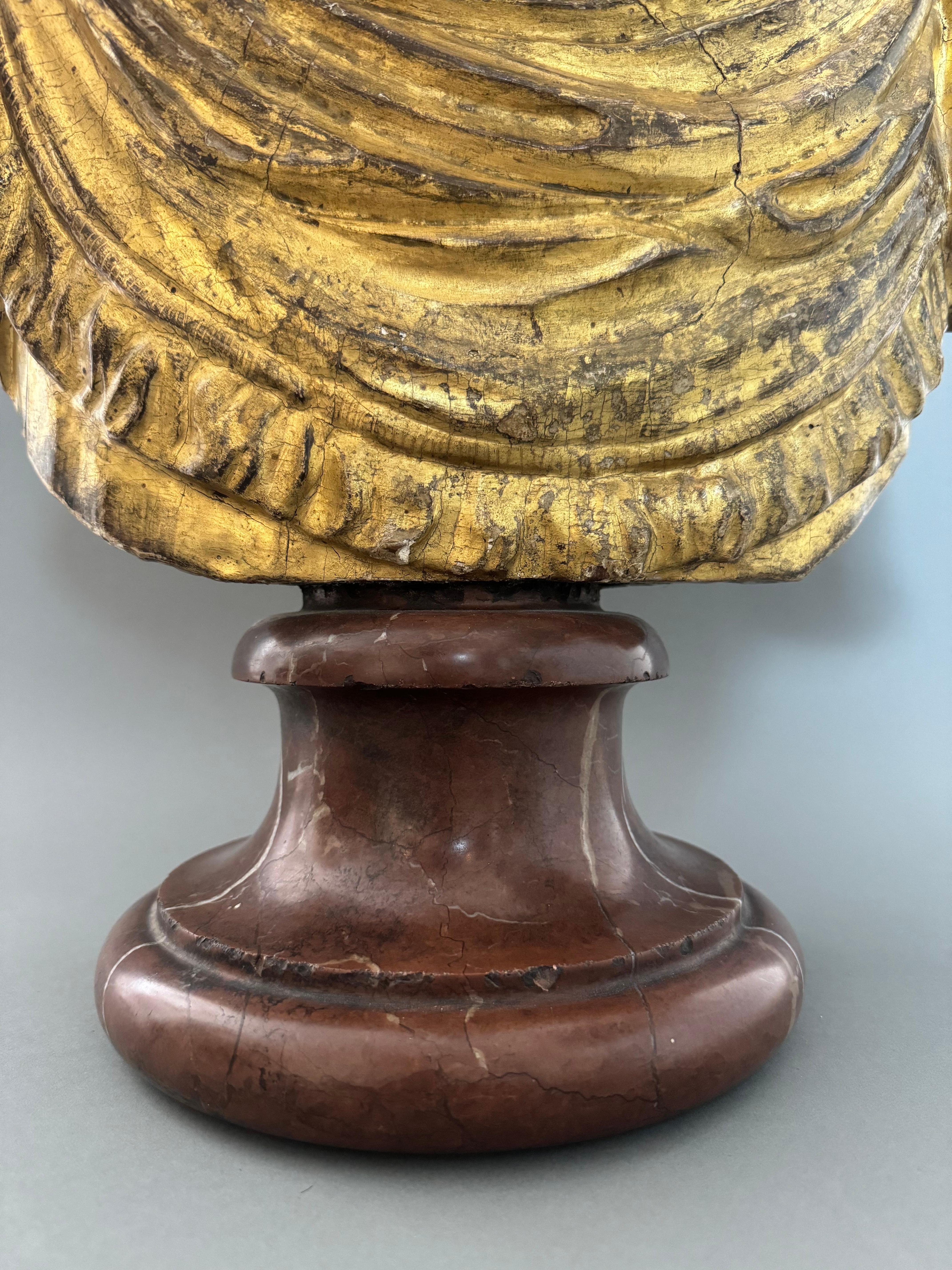 Busto ligneo dell'imperatore romano Marco Aurelio - seconda metà del XVII secolo For Sale 3