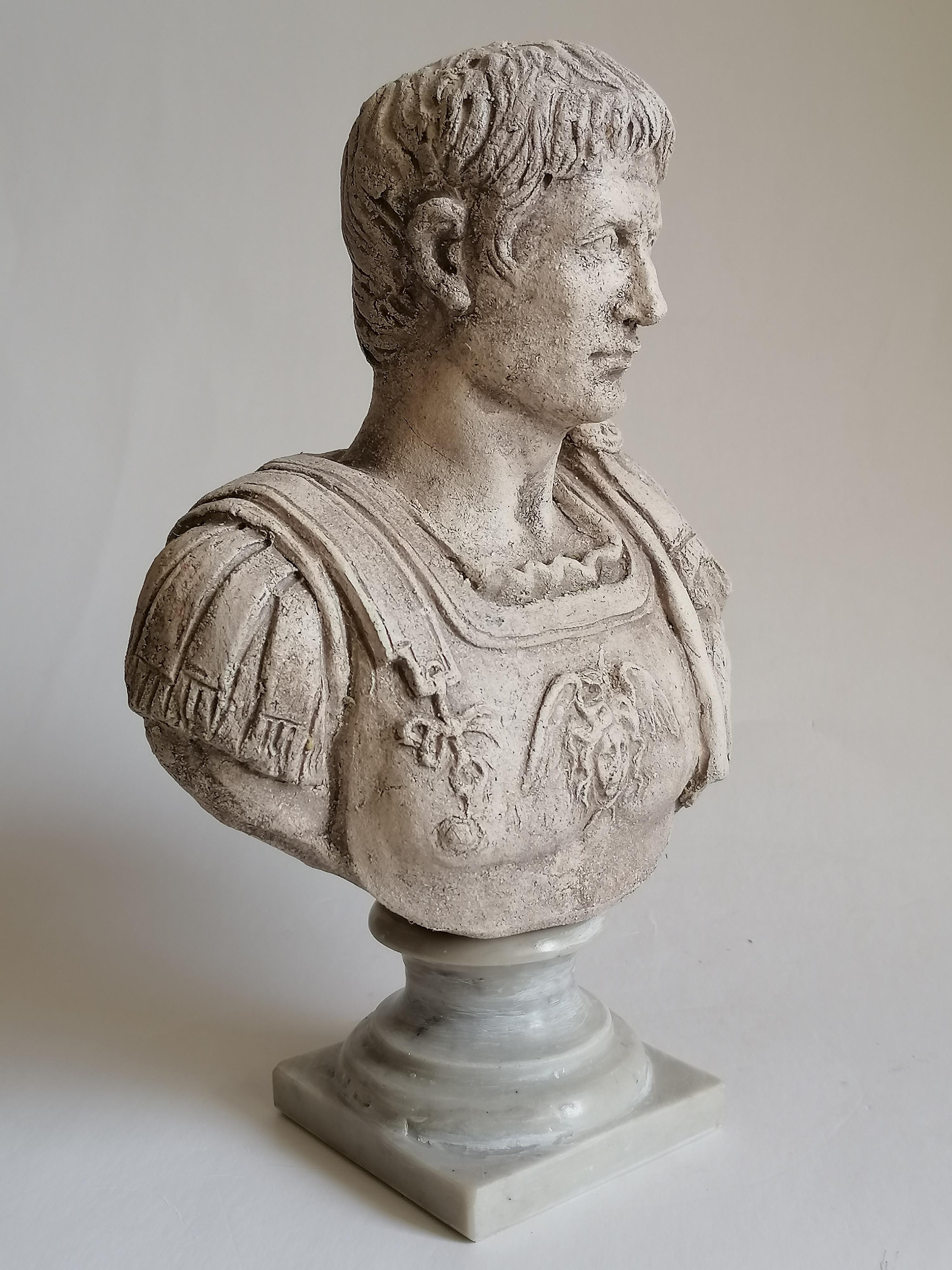 Octavian Augustus bust in clear handmade ceramic made in Italy In Excellent Condition For Sale In Tarquinia, IT