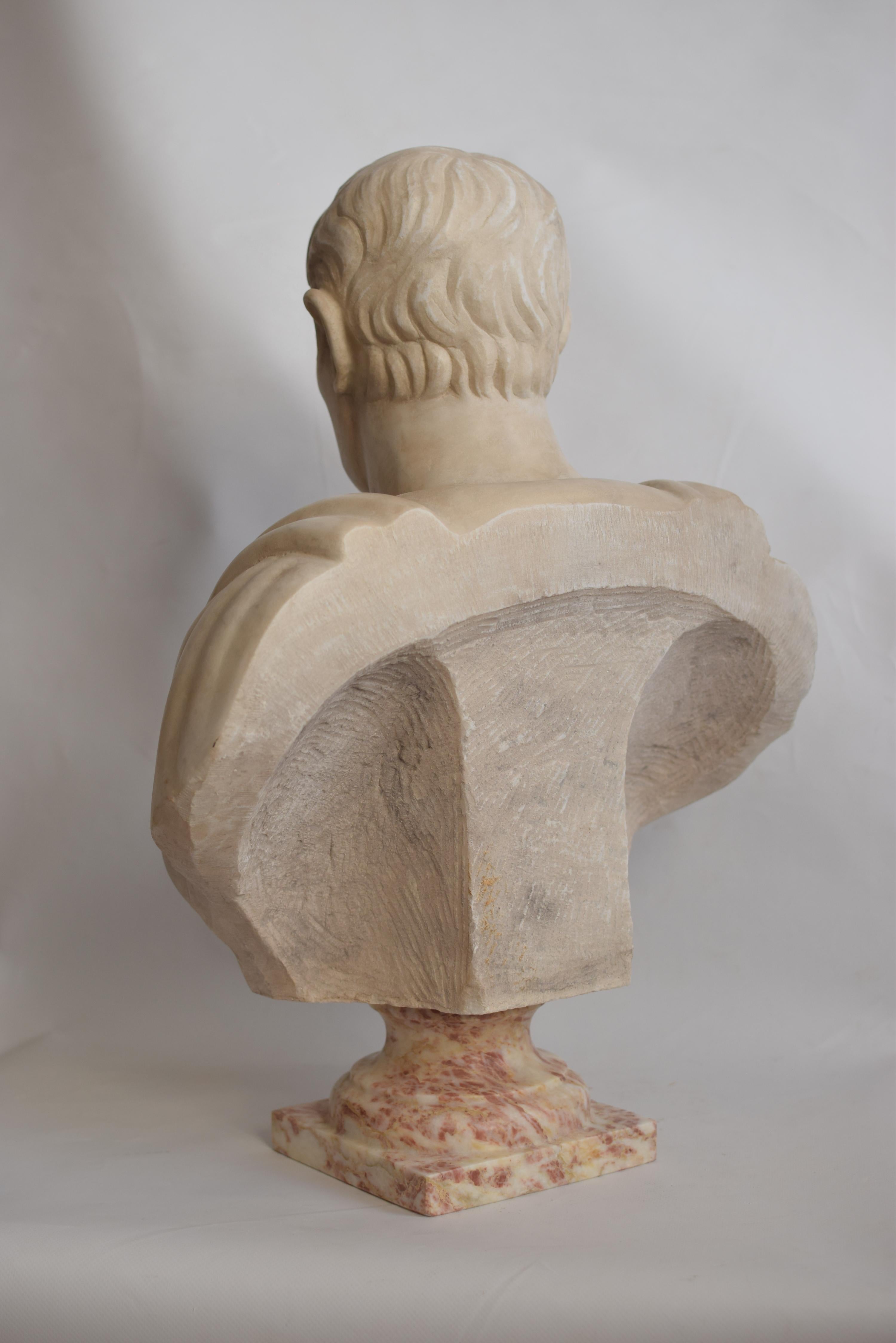 Buste d'Octave Auguste en marbre blanc de Carrare - fabriqué en Italie Excellent état - En vente à Tarquinia, IT