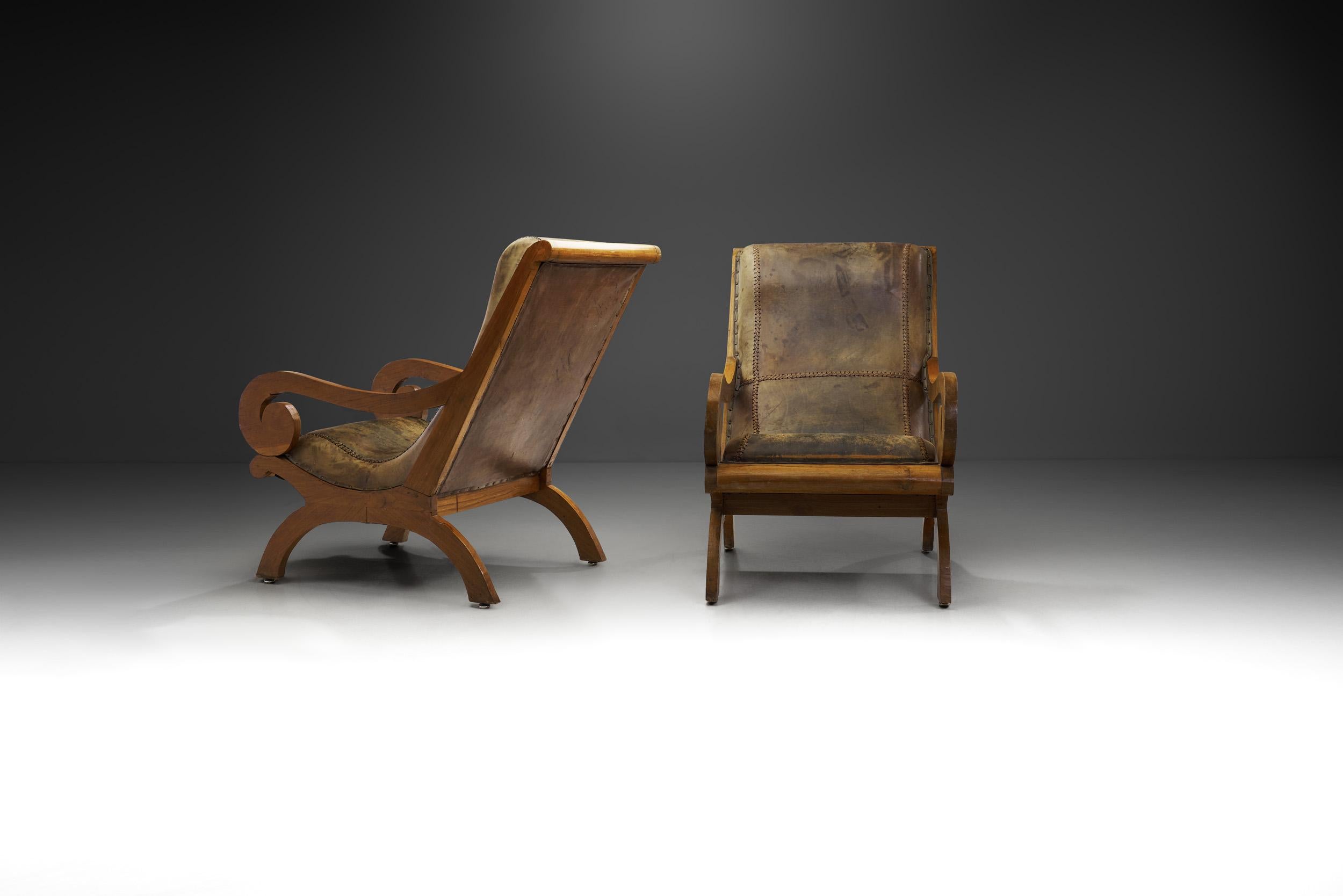 Butaque Colonial Chairs, Indonesien, zweite Hälfte des 20. Jahrhunderts im Zustand „Gut“ im Angebot in Utrecht, NL