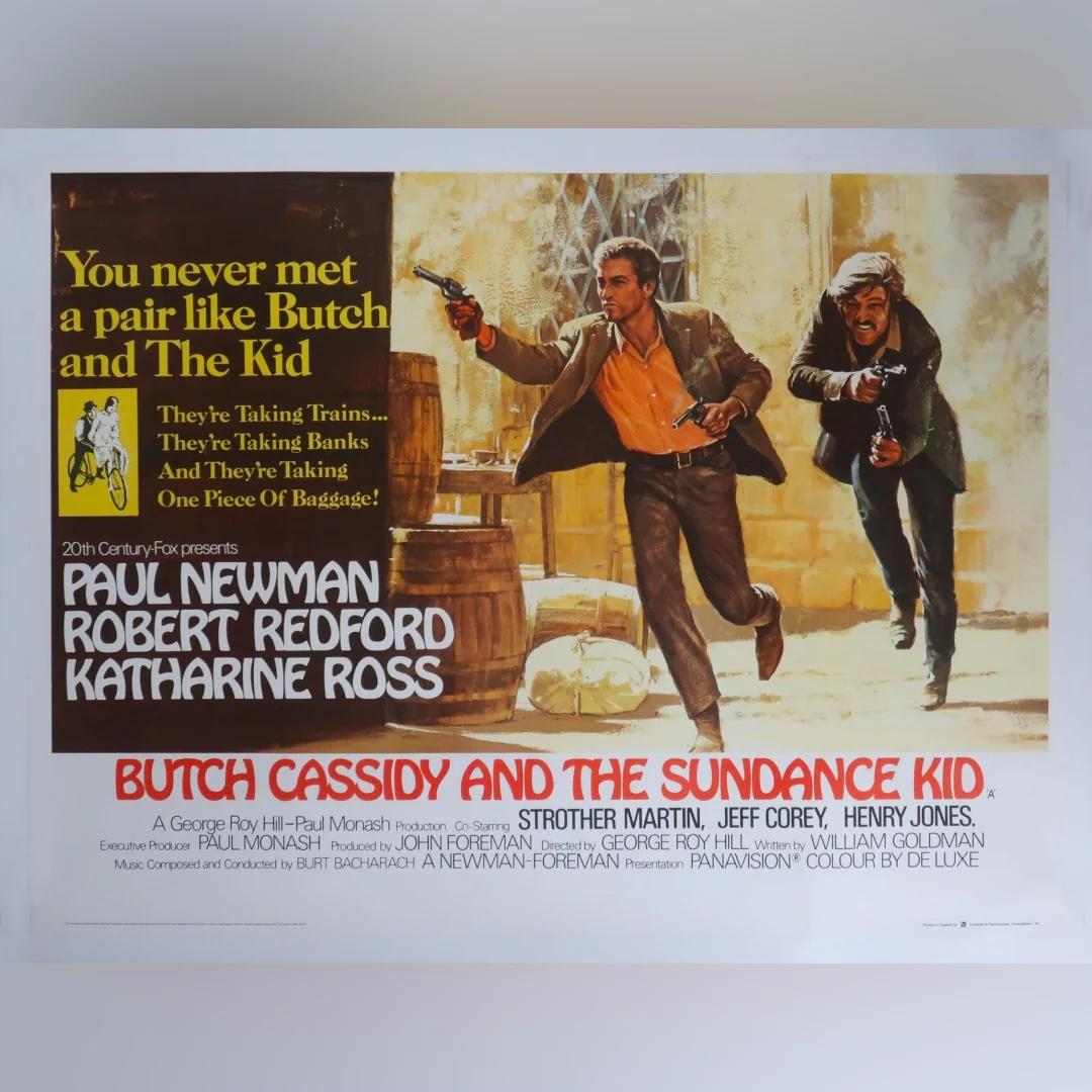 Butch Cassidy und das Sundance-Kind (1969)
Original British Quad (30 X 40 Zoll)

Hervorragende Grafik von Tom Beauvais. Eines der klassischen Filmplakatdesigns des 20. Jahrhunderts, das Butch und Sundance Kid (Paul Newman und Robert Redford) in der