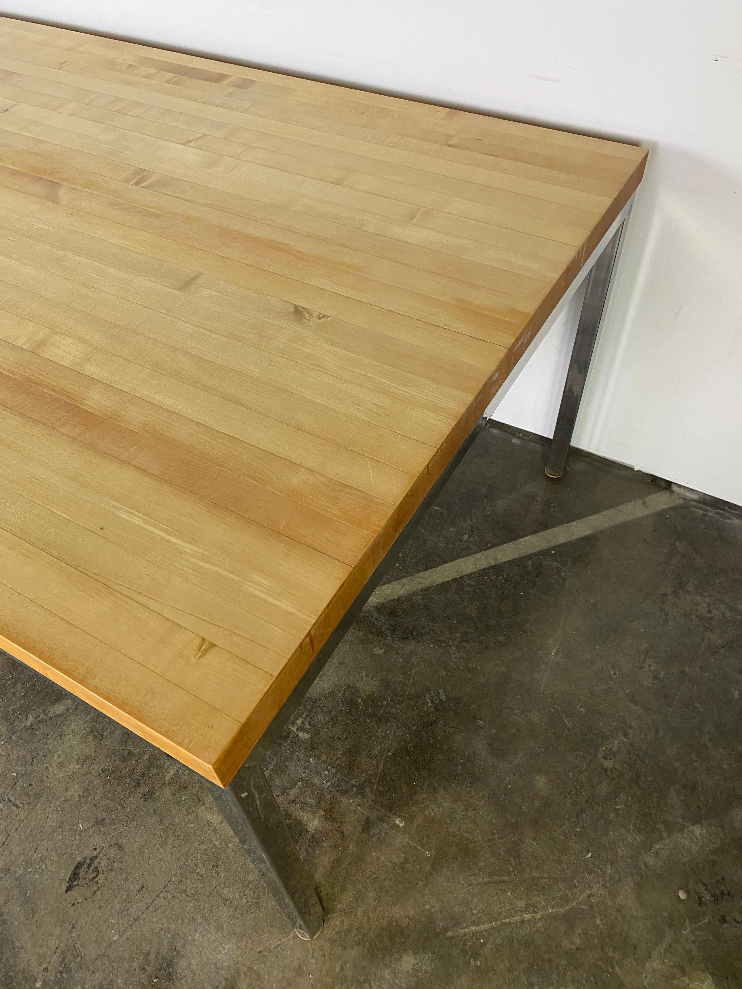 Butcher Block Parsons Dining Table from Design Research In Fair Condition In Brooklyn, NY