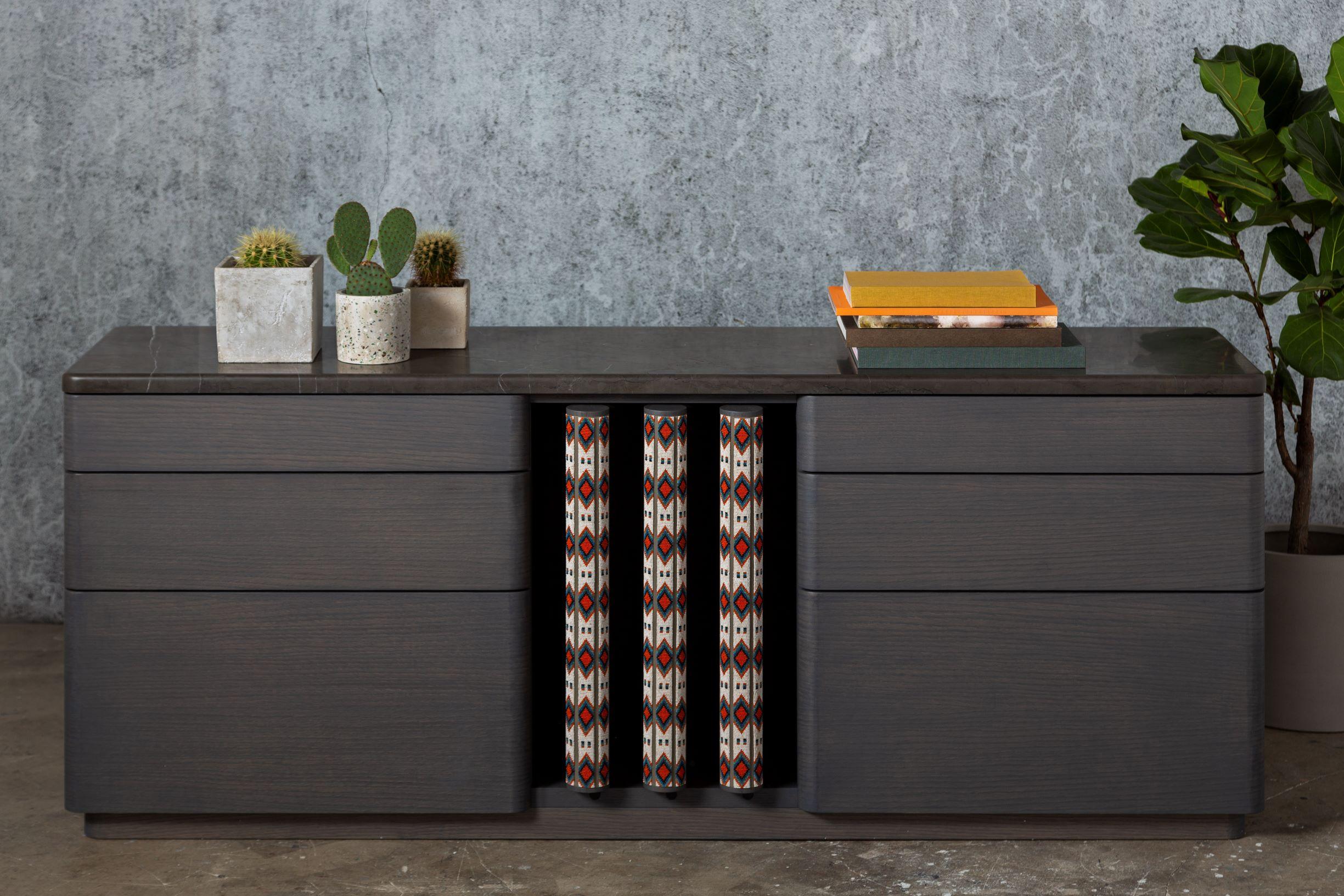 Beads Contemporary credenza of oak, leather and marble from the SoShiro Pok collection For Sale