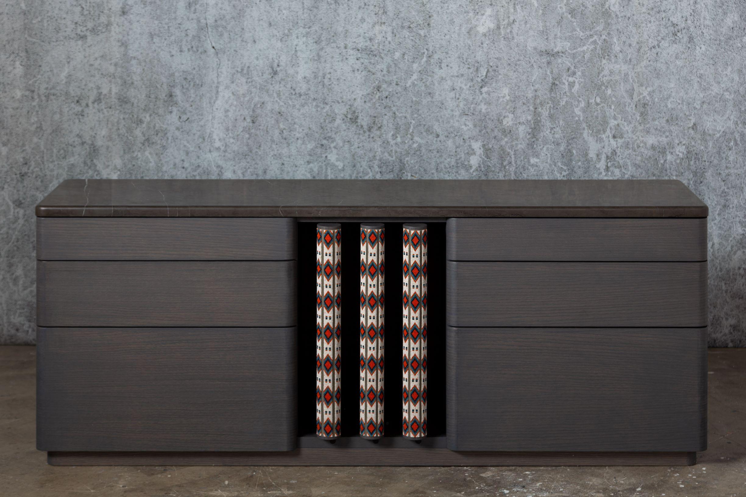 Contemporary credenza of oak, leather and marble from the SoShiro Pok collection In New Condition For Sale In London, GB
