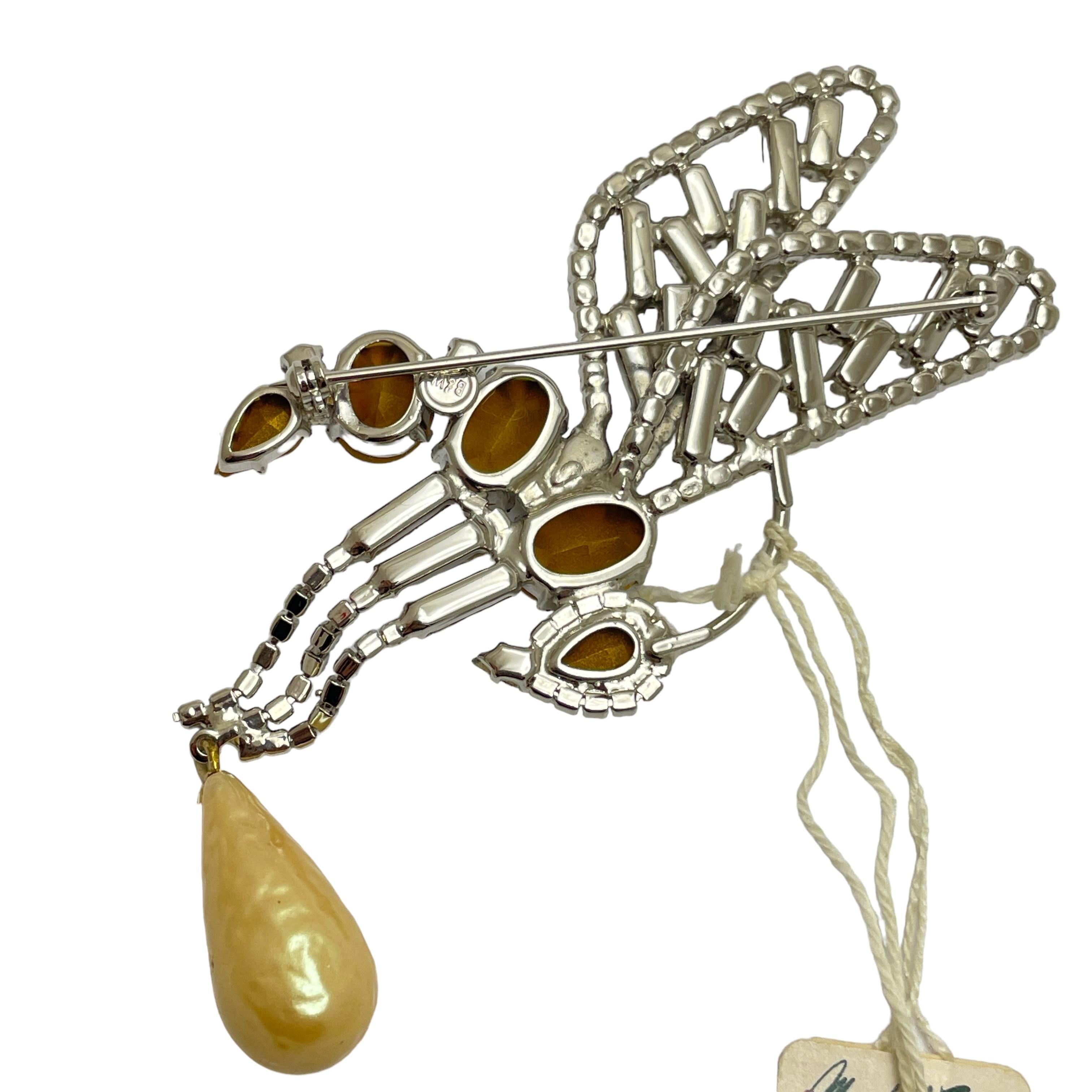 BUTLER WILSON B&W signierte Marshall Field Designer-Brosche aus riesigem Silberglas mit Perlen 1