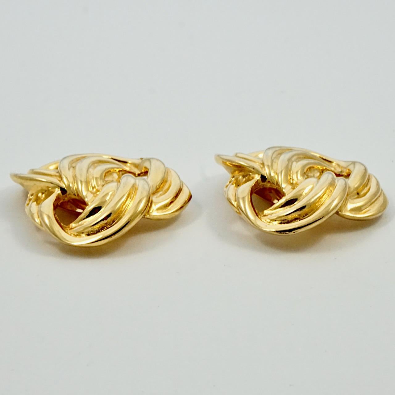Butler & Wilson Gold Plated Triple Twist Ridged Clip On Earrings circa 1980s For Sale 2