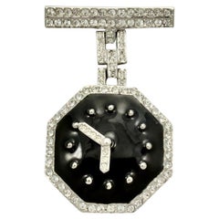 Butler & Wilson Große schwarze Emaille-Uhrenbrosche mit klaren Kristallen ca. 1980er Jahre