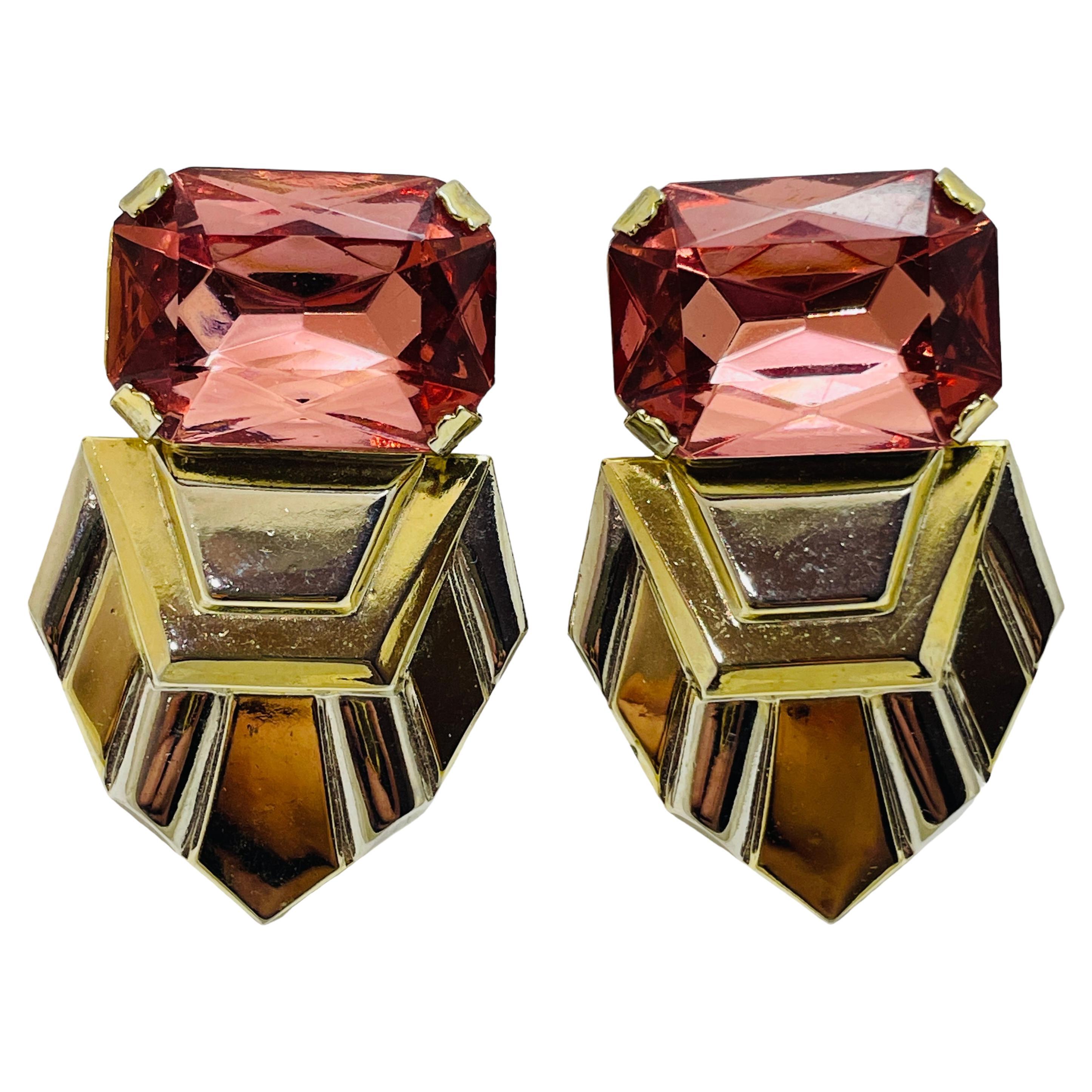 BUTLER & WILSON vintage signed gold pink designer runway clip on earrings For Sale
