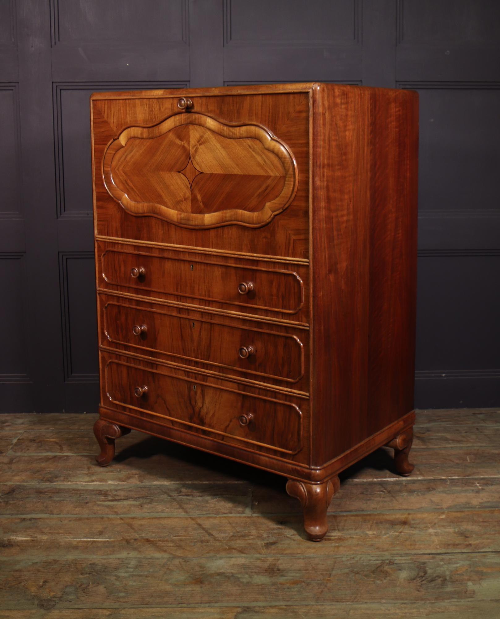 Butlers Linen Chest by Wylie and Lochhead 3