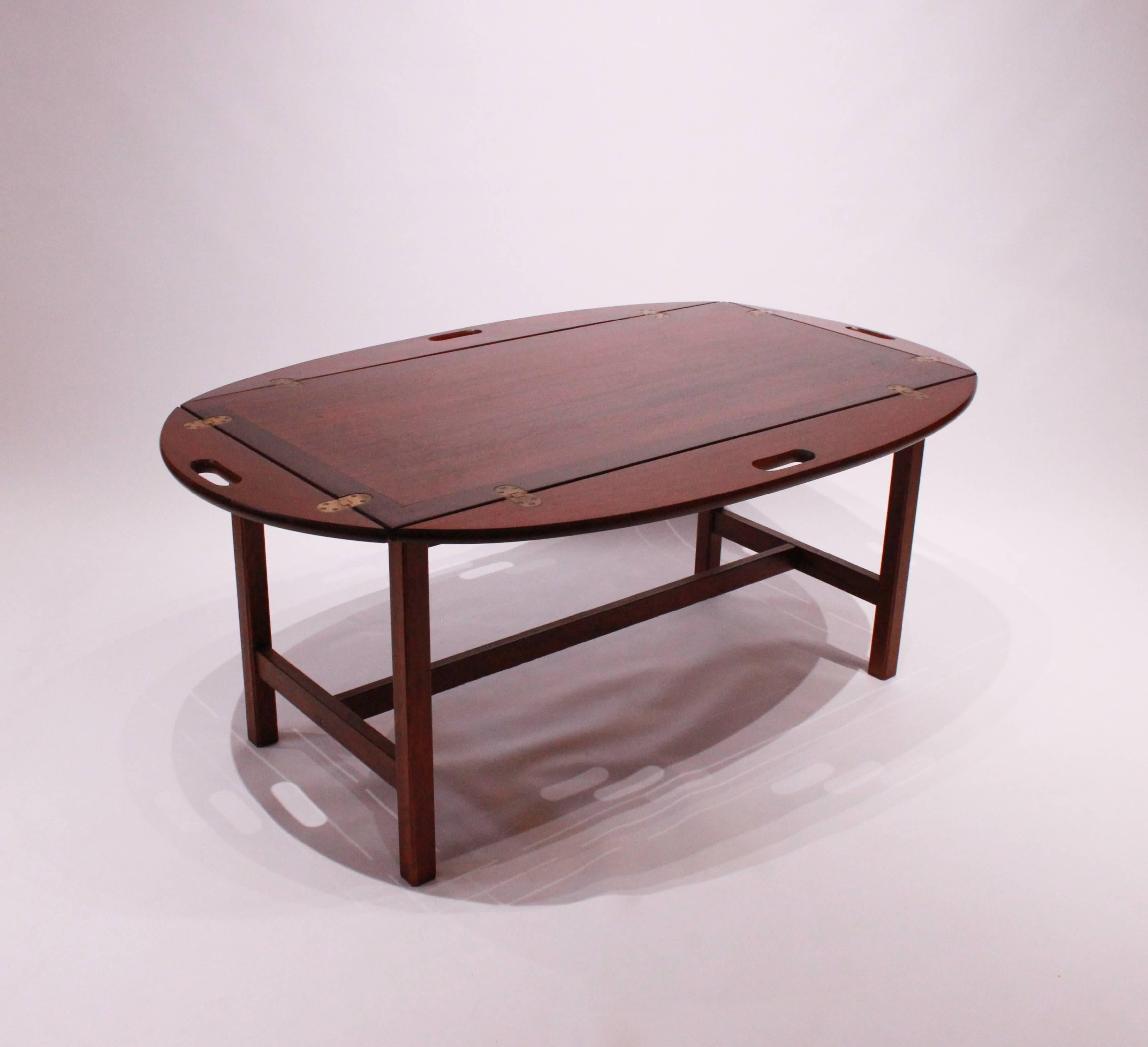 Butler's tray in polished mahogany from the 1960s of Danish design. The table is in great vintage condition.