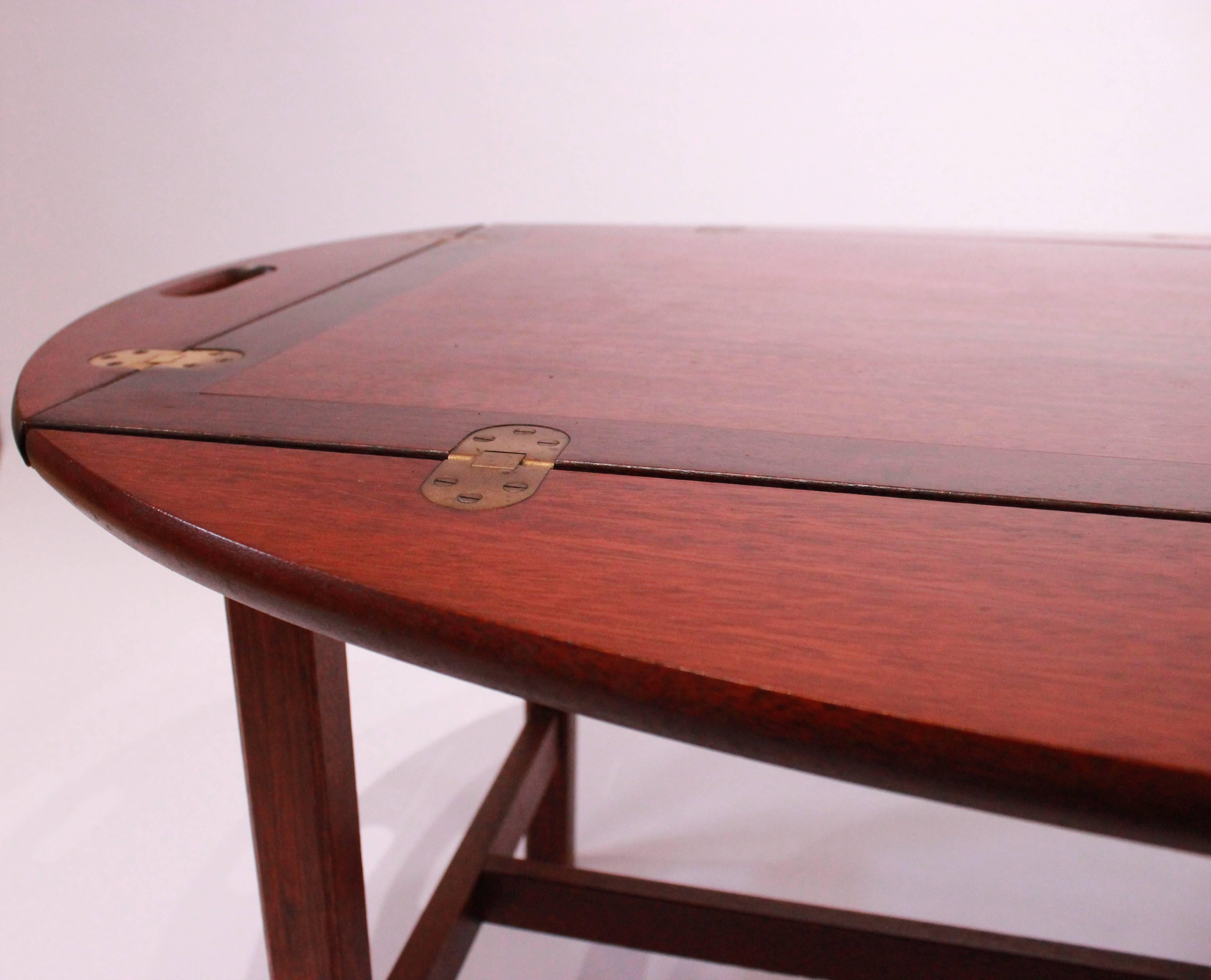 Butler's Tray in Polished Mahogany from the 1960s of Danish Design In Good Condition In Lejre, DK