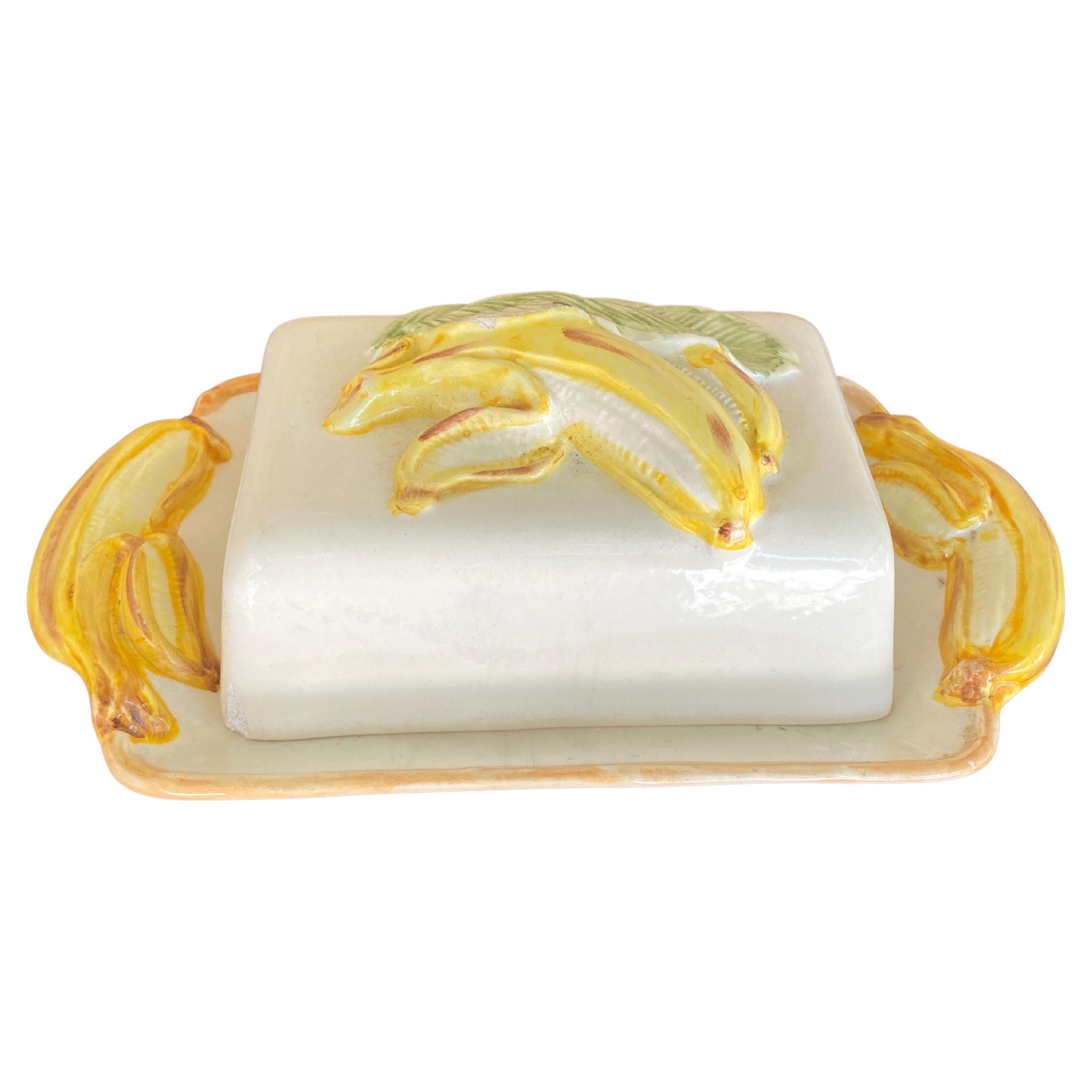 Butter Dish, Ceramic in the Style of Majolica, Yellow Color, Portugal circa 1970 For Sale