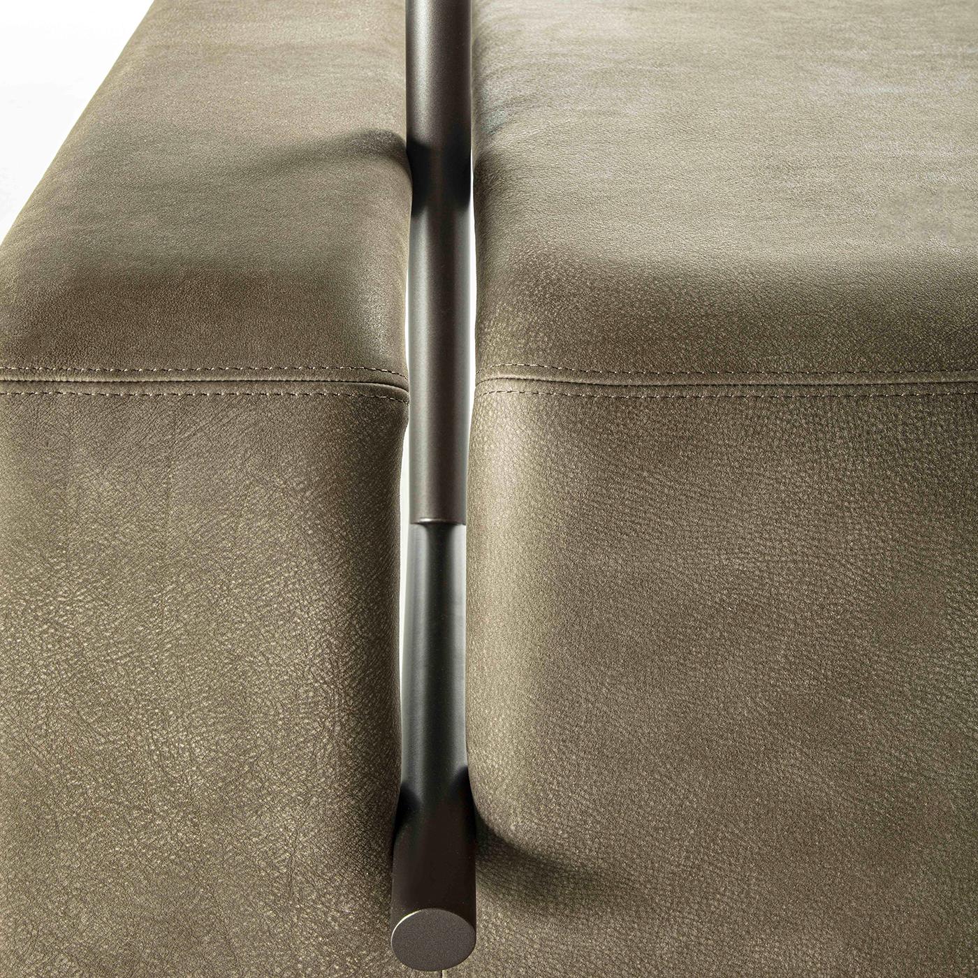 italien Banc en cuir Butter avec plateau en vente