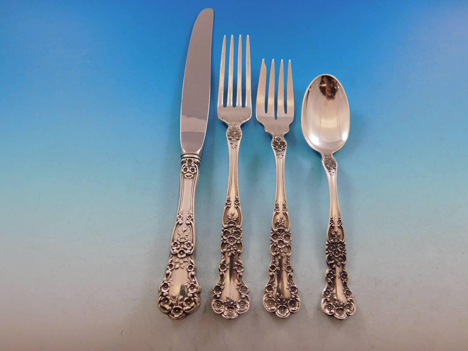 Buttercup by Gorham Sterling Silver Flatware Set for Eight Service 59 Pcs In Excellent Condition For Sale In Big Bend, WI