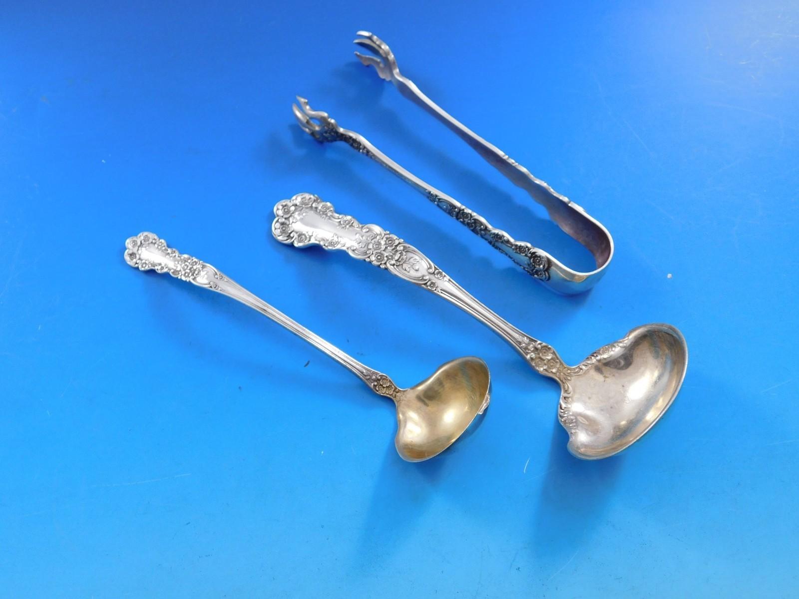 Buttercup by Gorham Sterling Silver Flatware Set Service 322 pcs Dinner Lg Chest For Sale 7