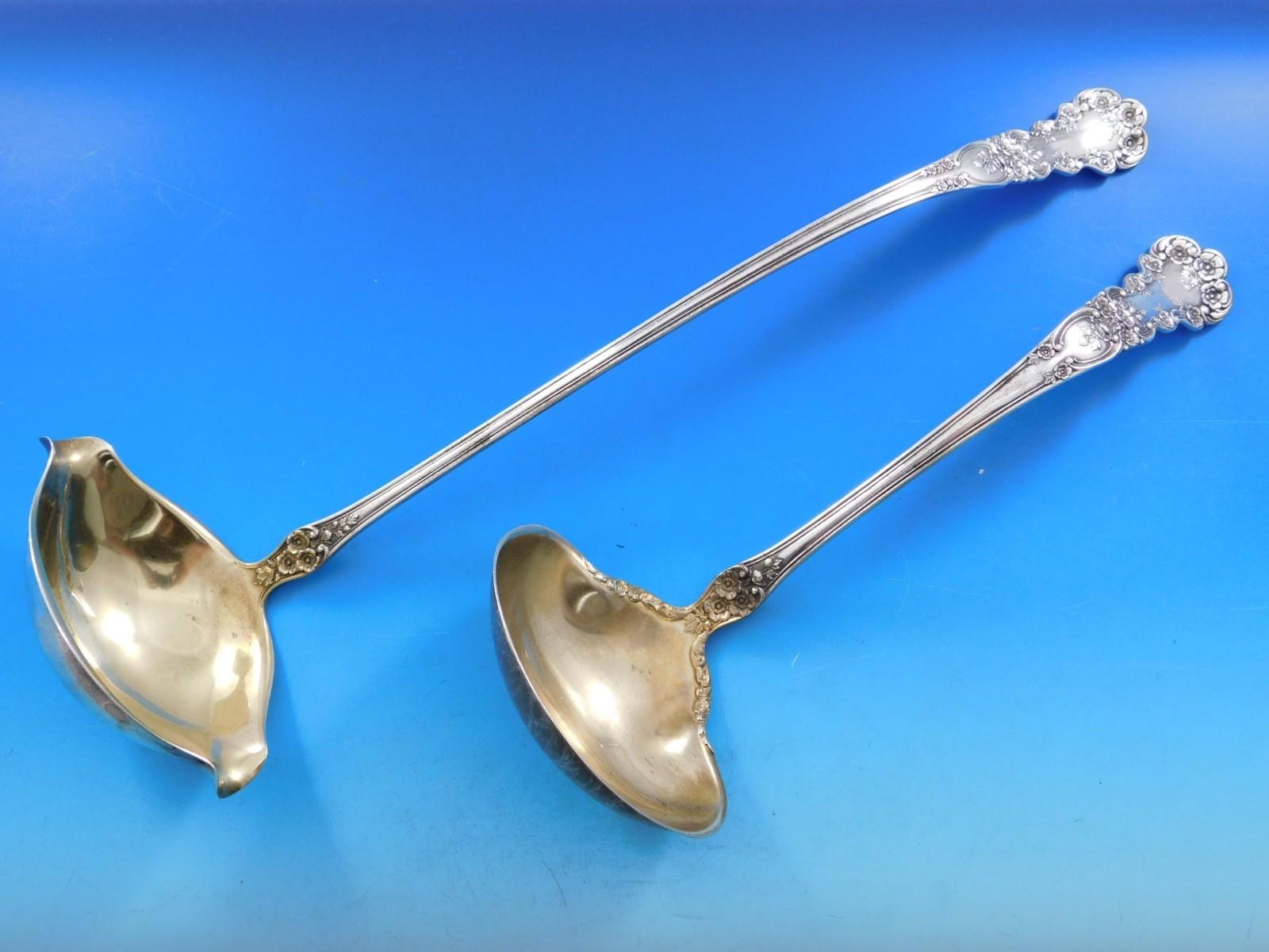 Buttercup by Gorham Sterling Silver Flatware Set Service 322 pcs Dinner Lg Chest For Sale 2