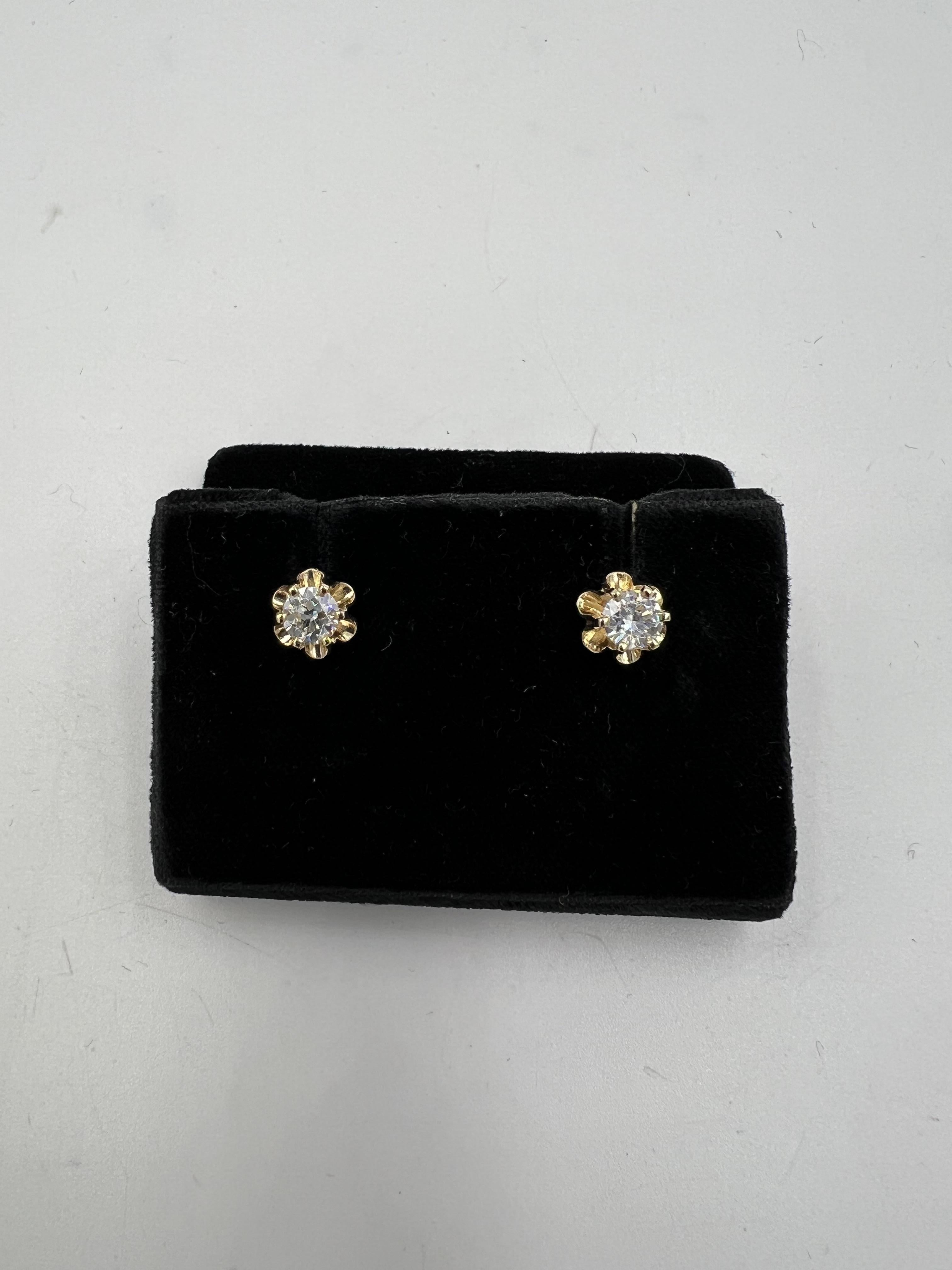 Round Cut Buttercup Diamond Stud Earrings 14k Yellow Gold For Sale
