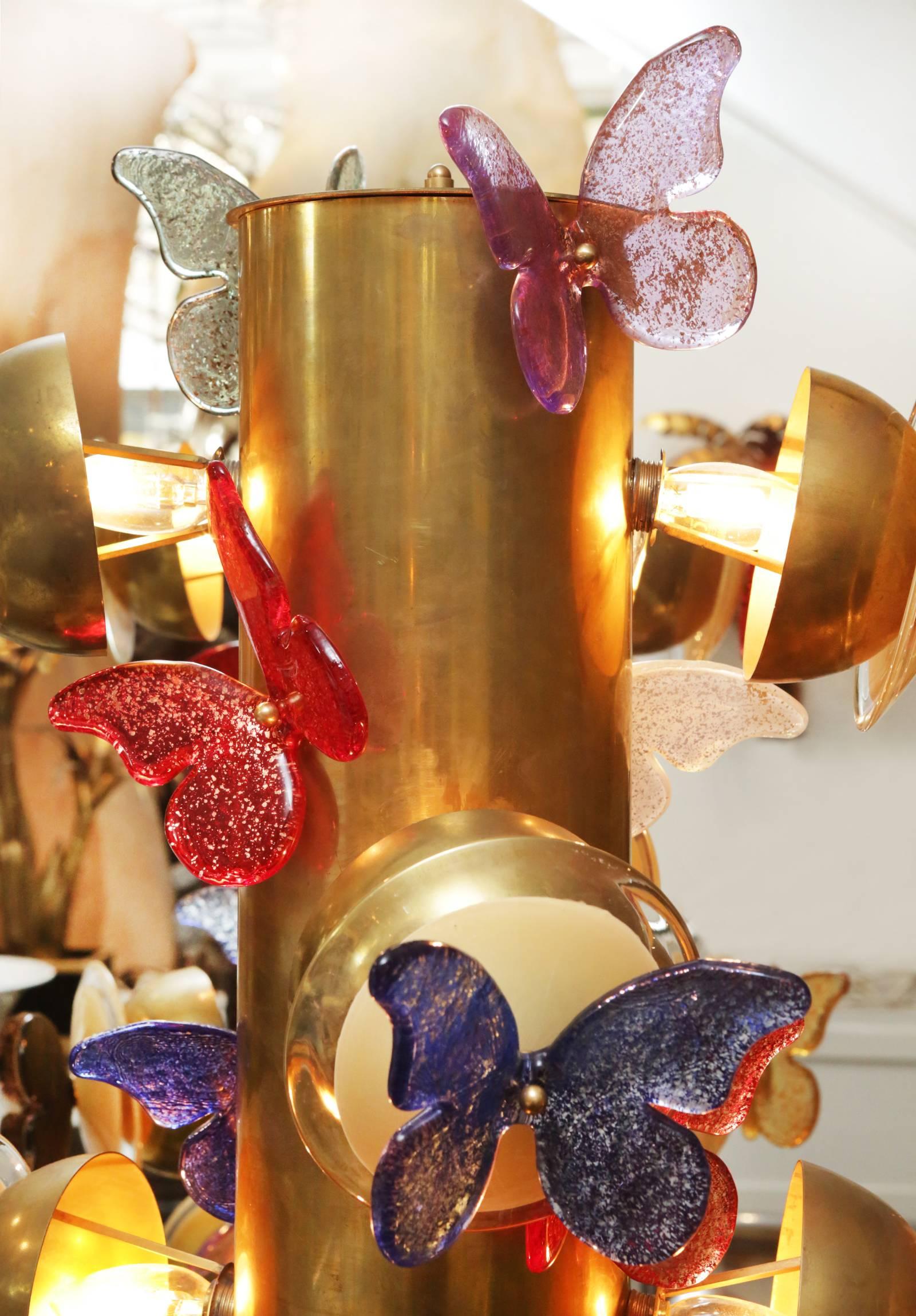 Butterflies Murano Floor Lamp in Solid Brass In Excellent Condition In Paris, FR