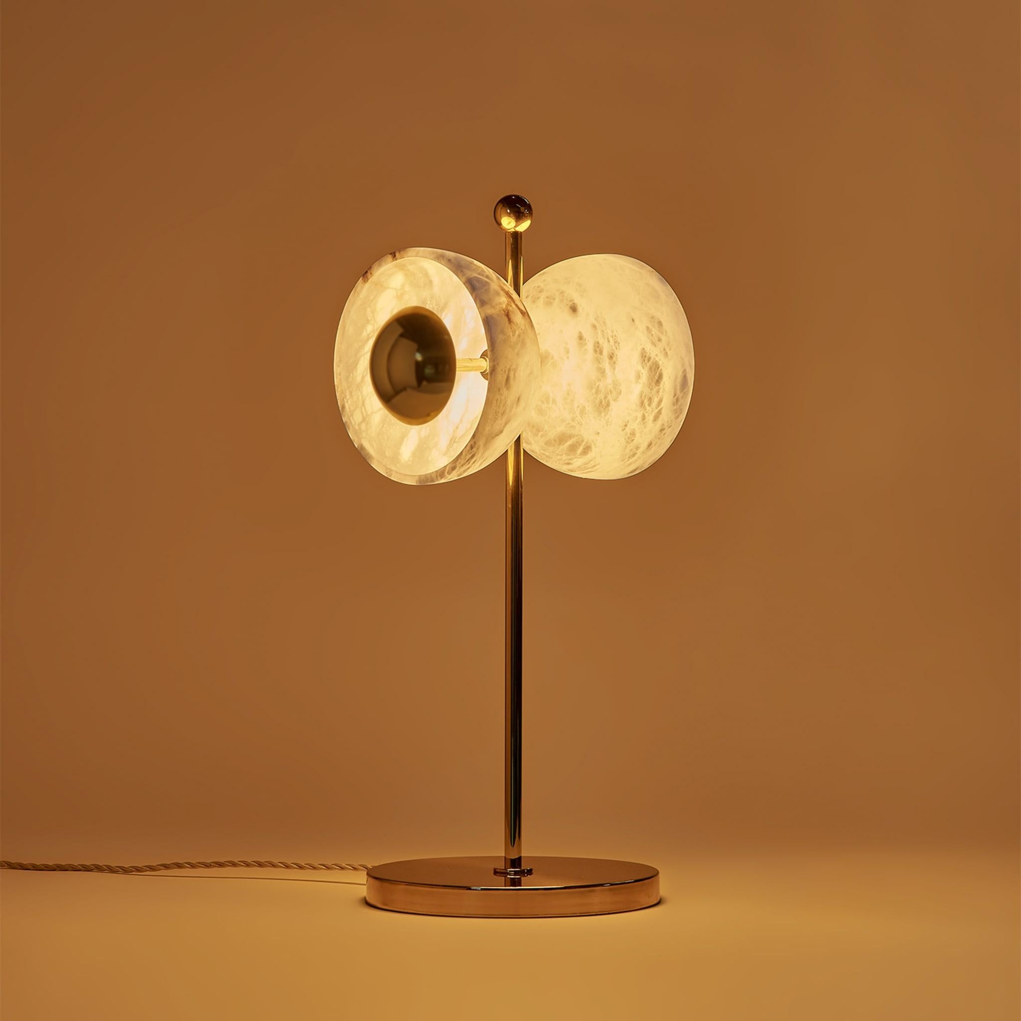 Butterfly Alabaster Table Lamp In New Condition For Sale In Milan, IT