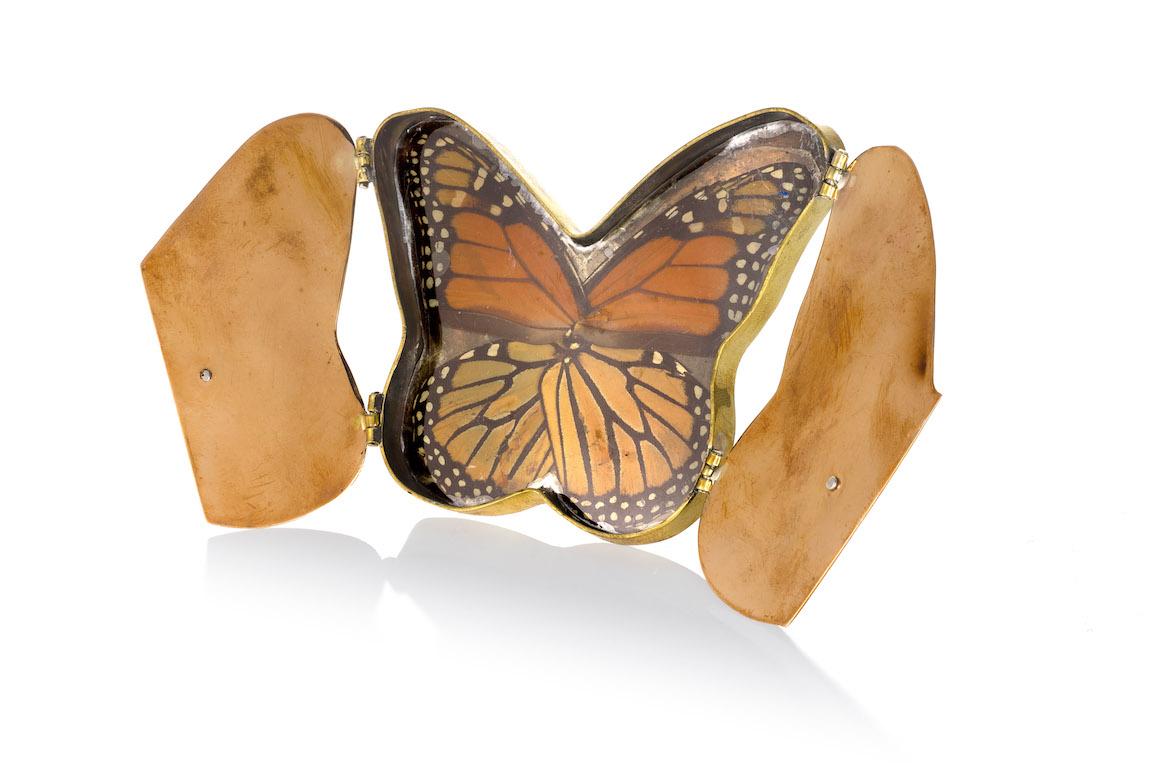 Boîte à papillons, ode d'Hélène Keller Neuf - En vente à Gorham, ME