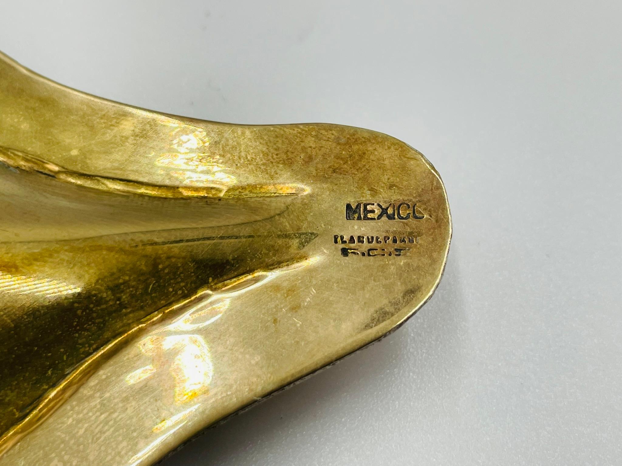 Piatto a farfalla in ottone e placca d'argento con intarsio di abalone, Messico, 1960 in vendita 7