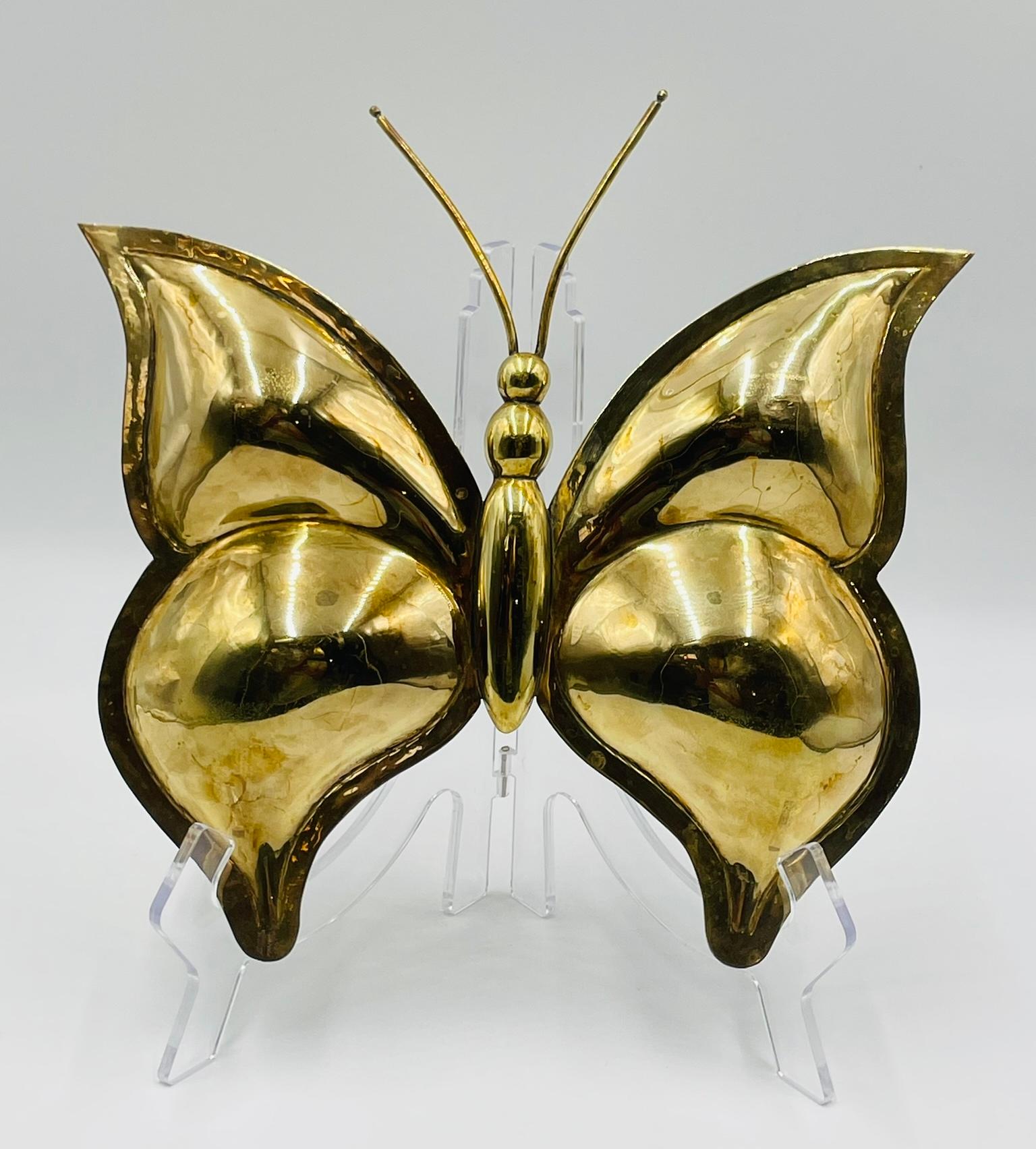 Piatto a farfalla in ottone e placca d'argento con intarsio di abalone, Messico, 1960 in vendita 1