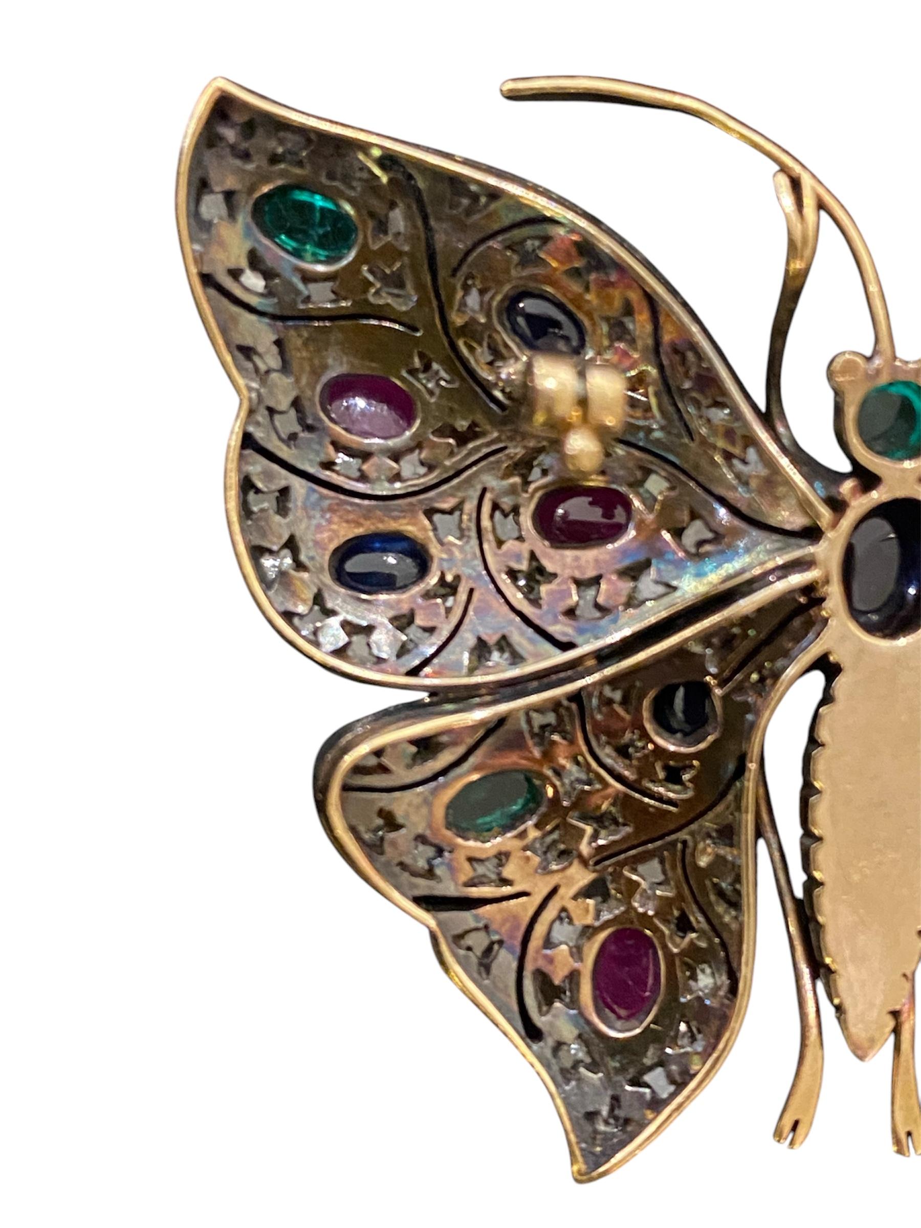 Butterfly brooch in Gold and Silver with Emeralds, Sapphires, Rubies and Diamond In Good Condition In Lisboa, PT