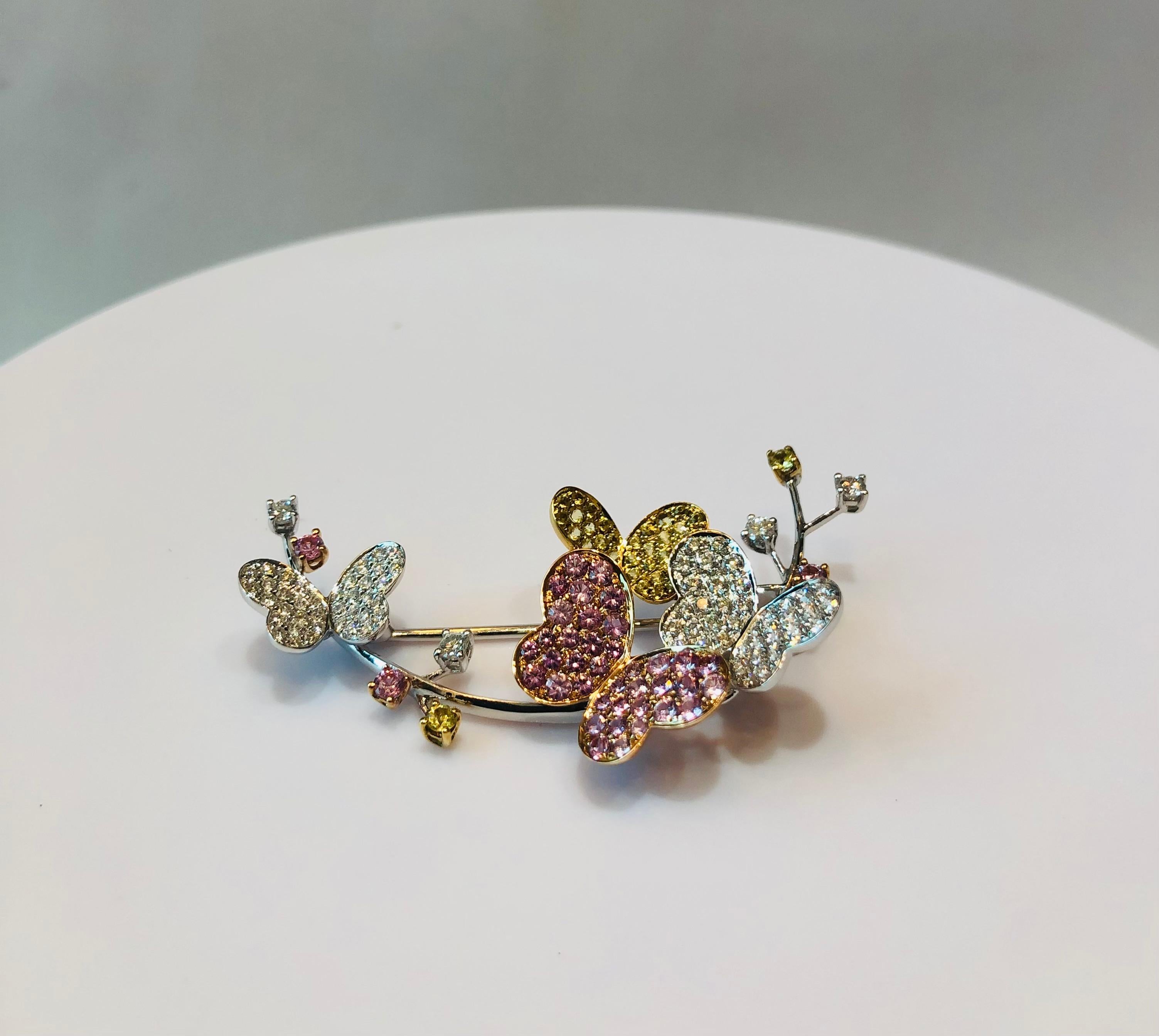 Contemporary Butterfly Brooch & Pendant in 18k White Gold Pink Sapphire and Diamonds For Sale