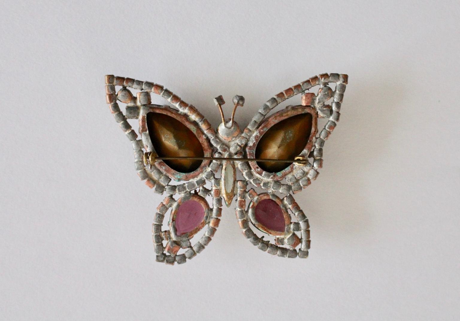 Butterfly Brooch Vintage with multicolored stones For Sale 1