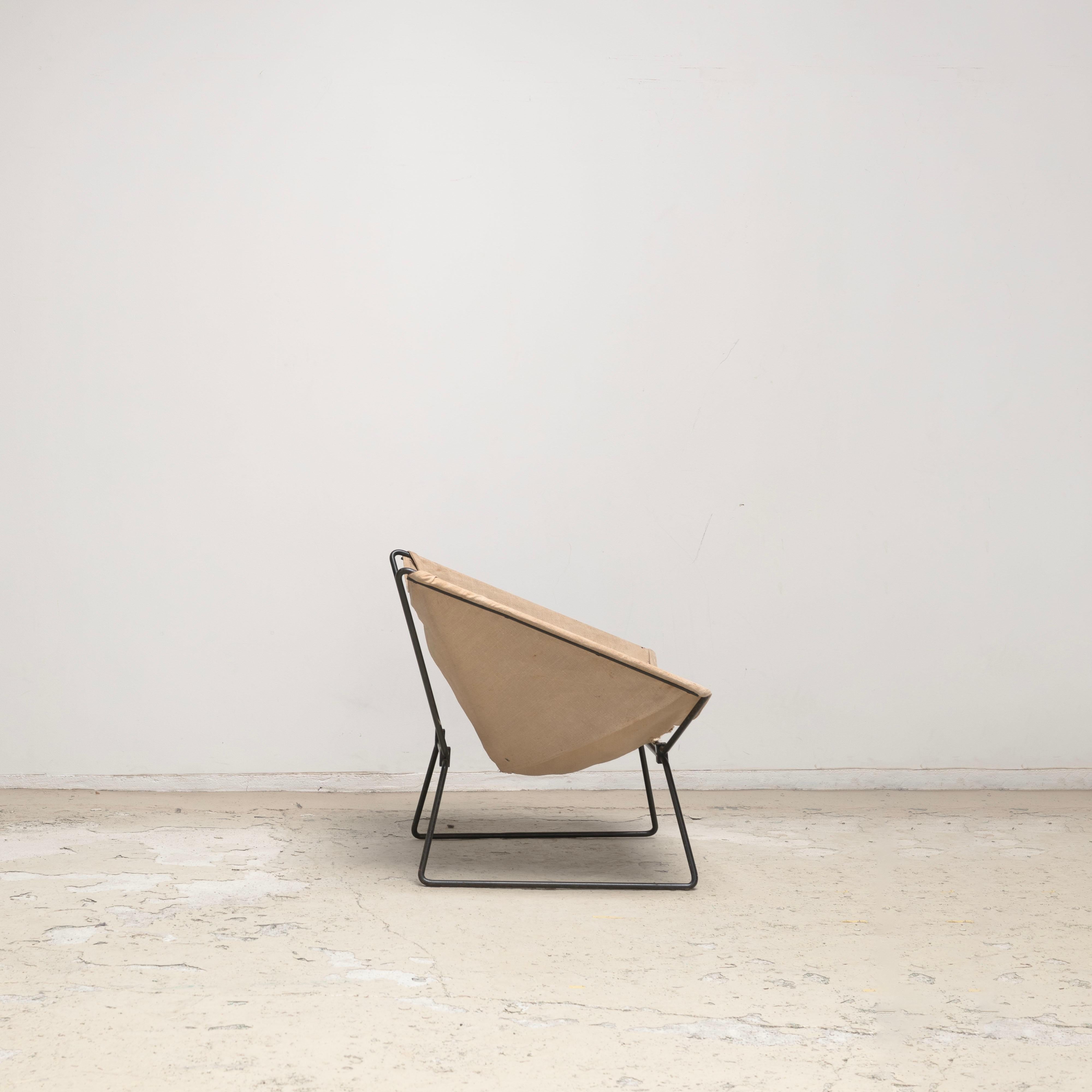 BUTTERFLY CHAIR 