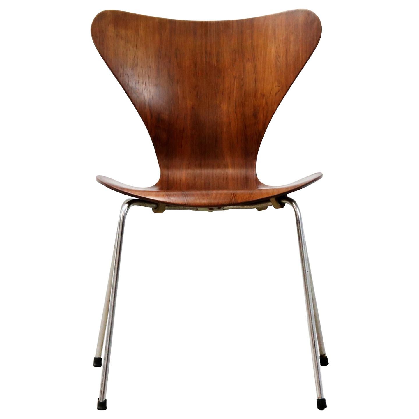 Butterfly Chair by Arne Jacobsen, Fritz Hansen Model 3107, Denmark, 1964