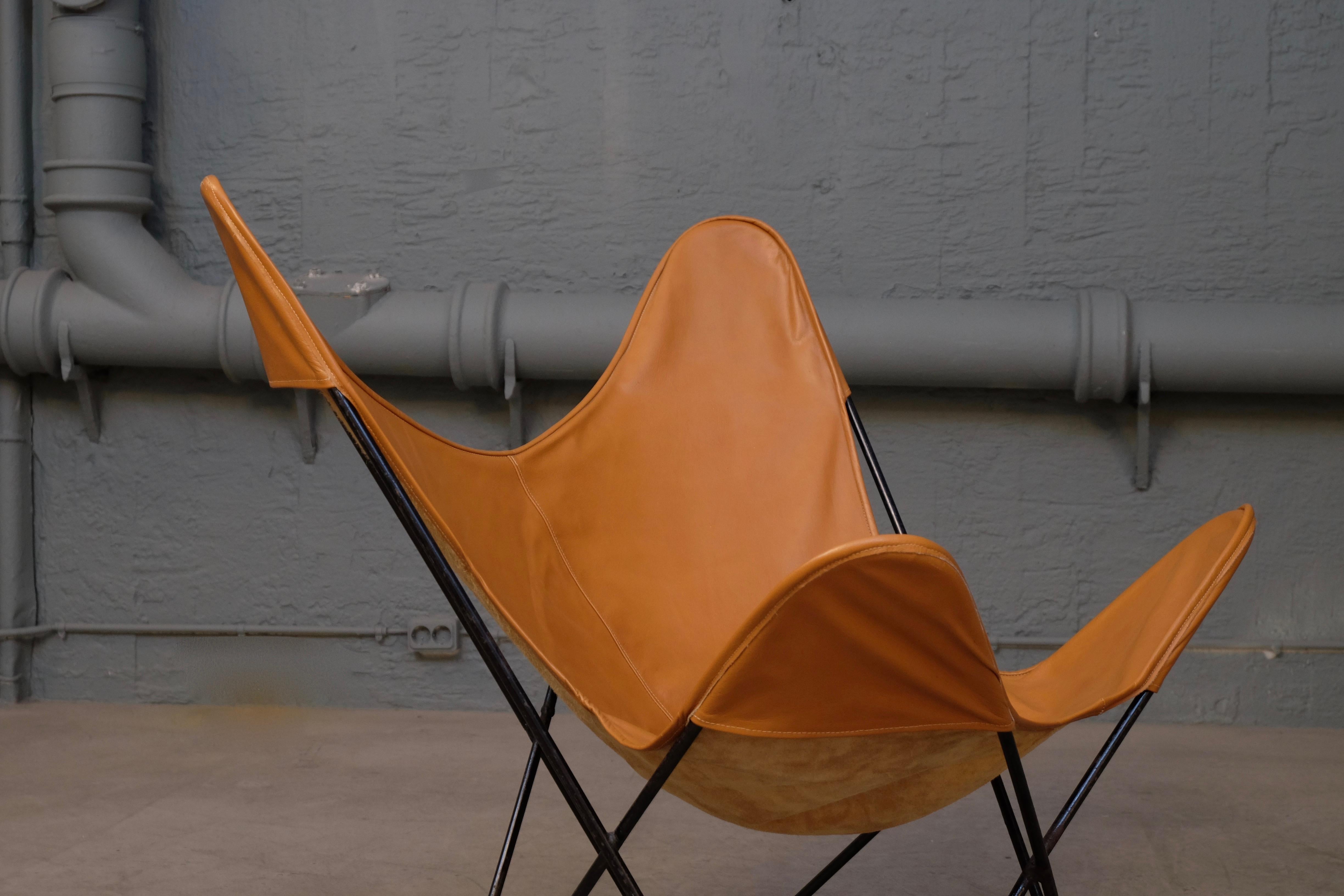 Scandinavian Modern Butterfly Chair by Knoll, 1960s For Sale