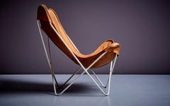 Fauteuil papillon de Knoll International en cuir brun cognac d'origine