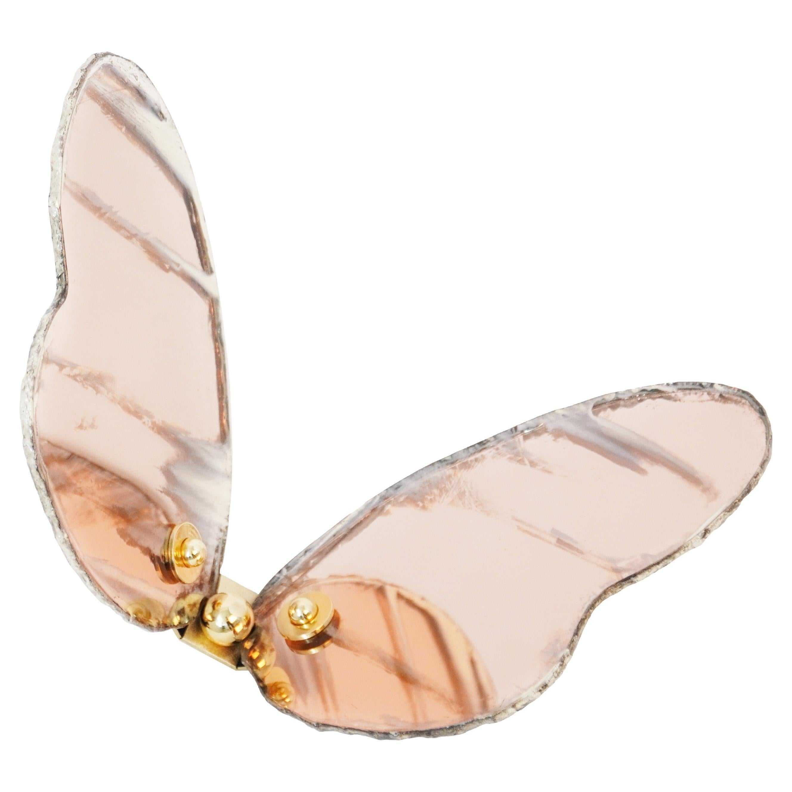 Sculpture murale contemporaine papillon en verre argenté couleur rose