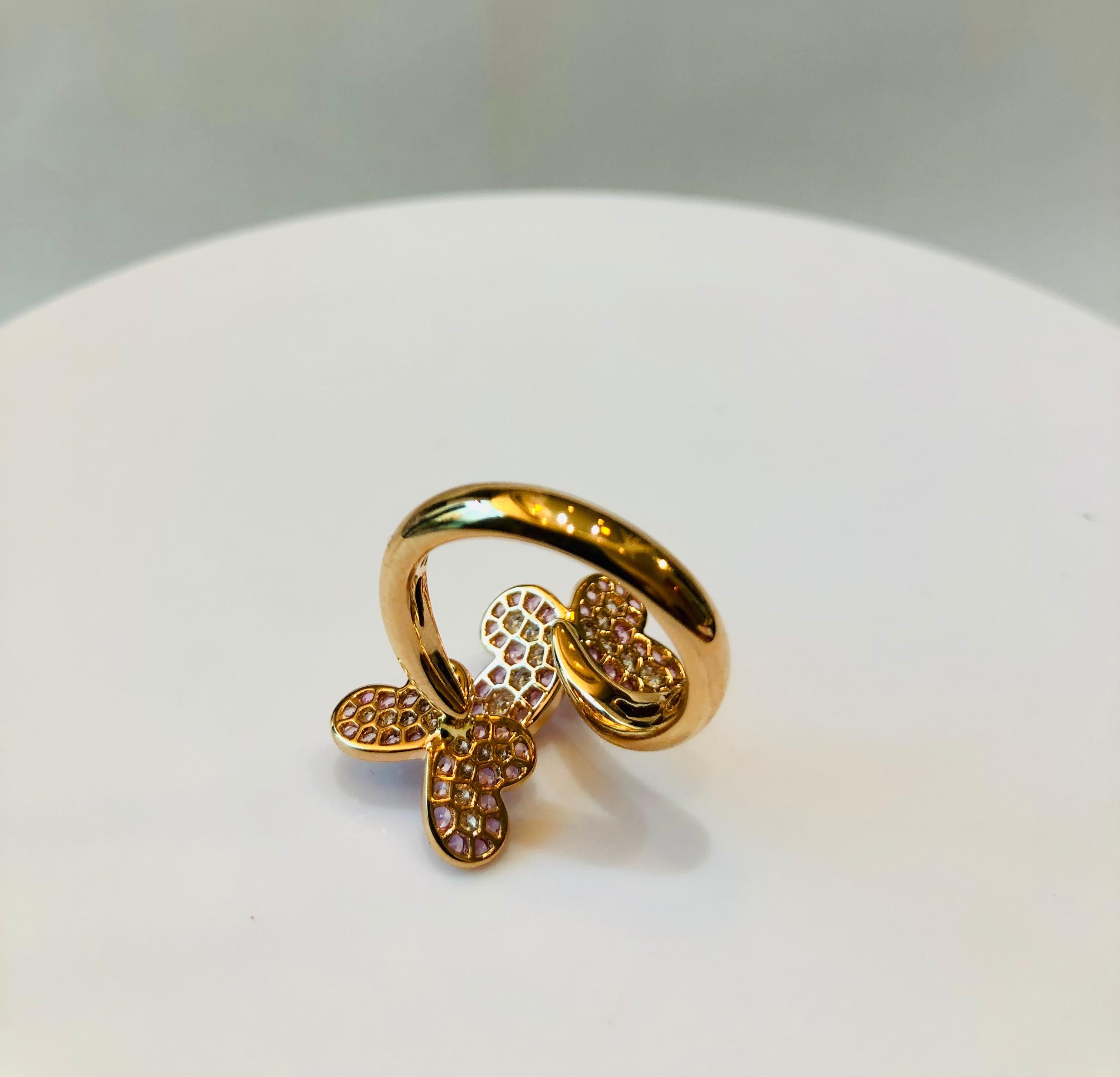 Brilliant Cut Butterfly Diamond and Pink Saphires in 18k Yellow Gold Ring For Sale