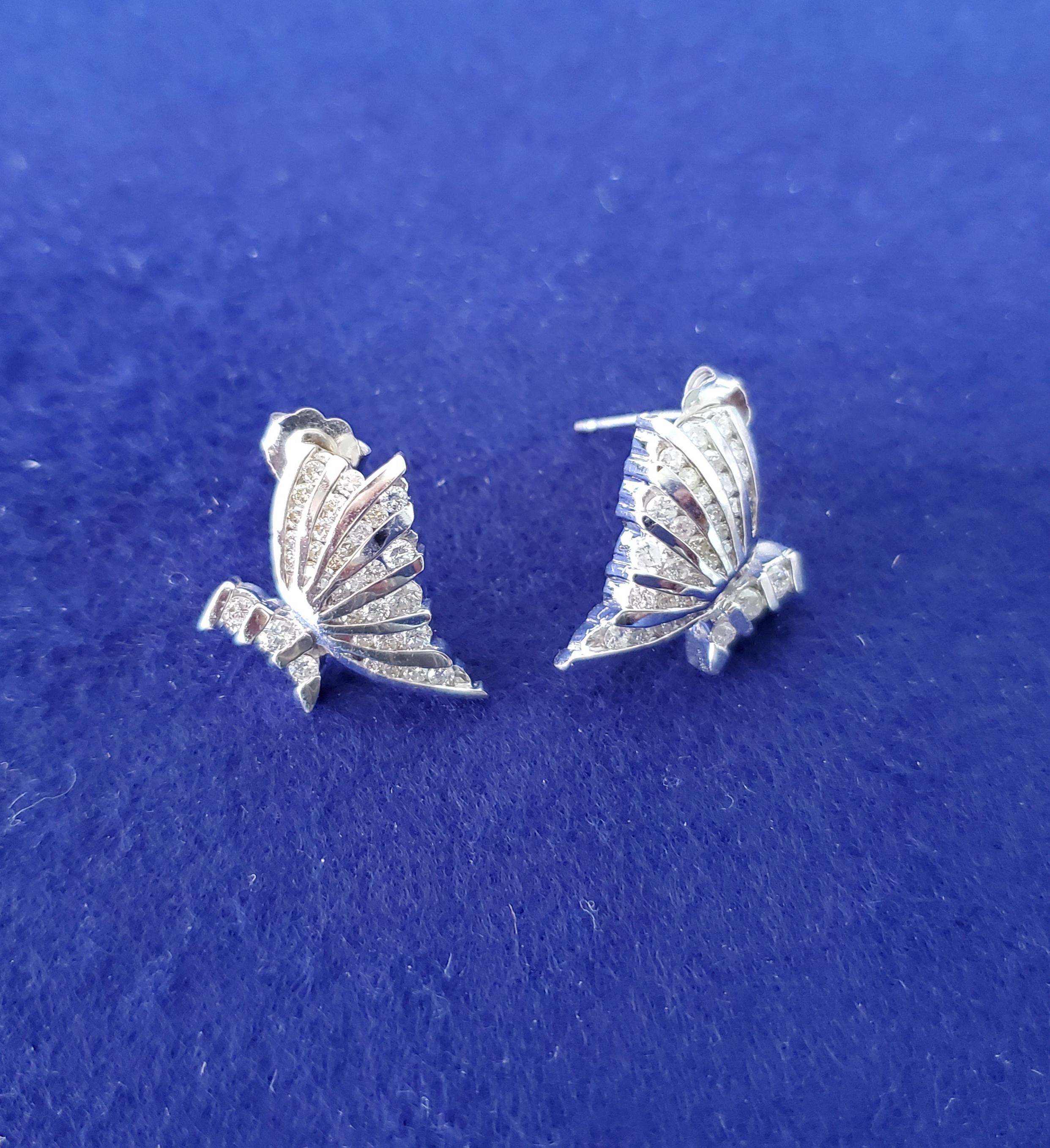 Butterfly Diamond Earrings 1.00cttw 14K White Gold In New Condition For Sale In Sugar Land, TX