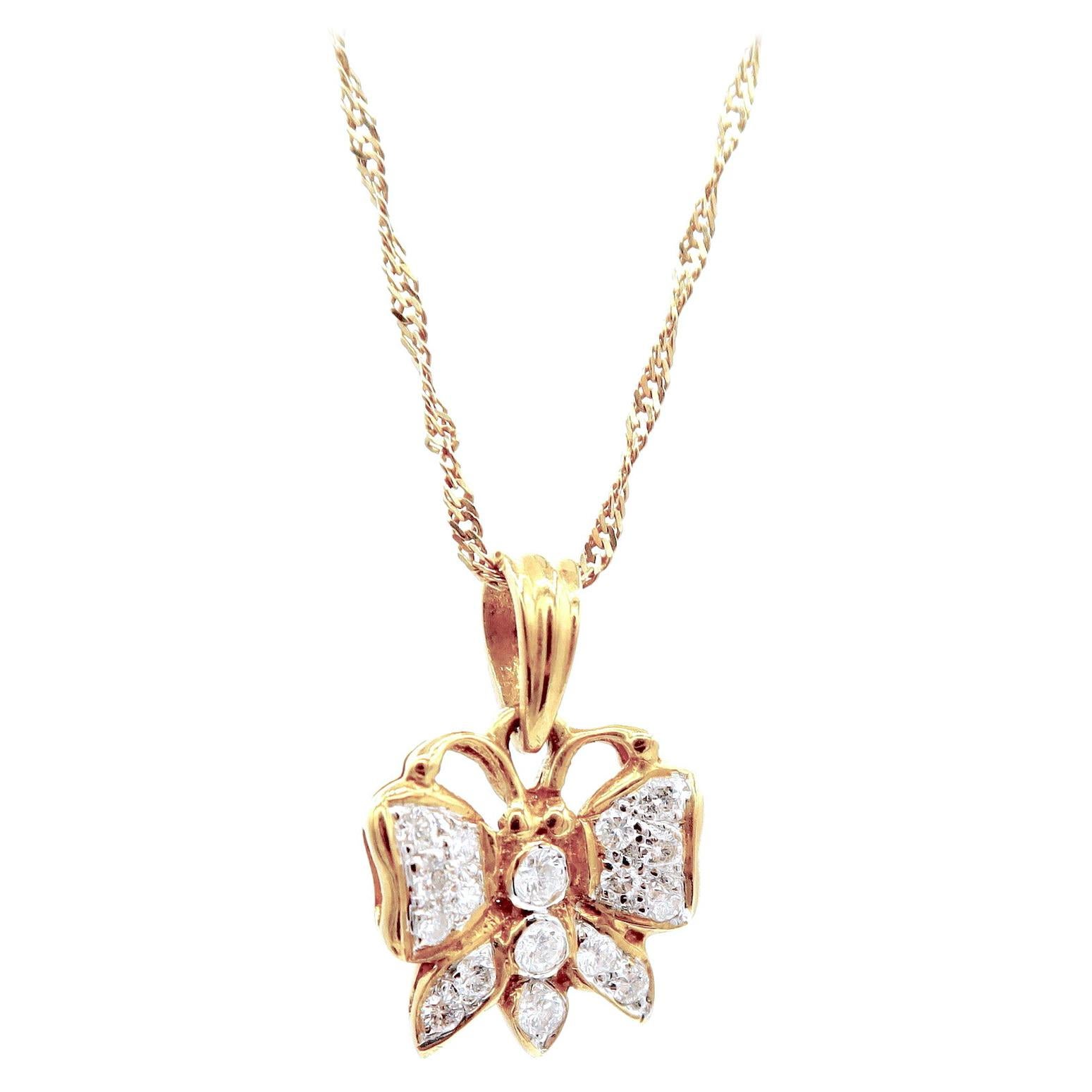 Butterfly Diamond Pendant Gold Twisted Curb Chain Necklace For Sale