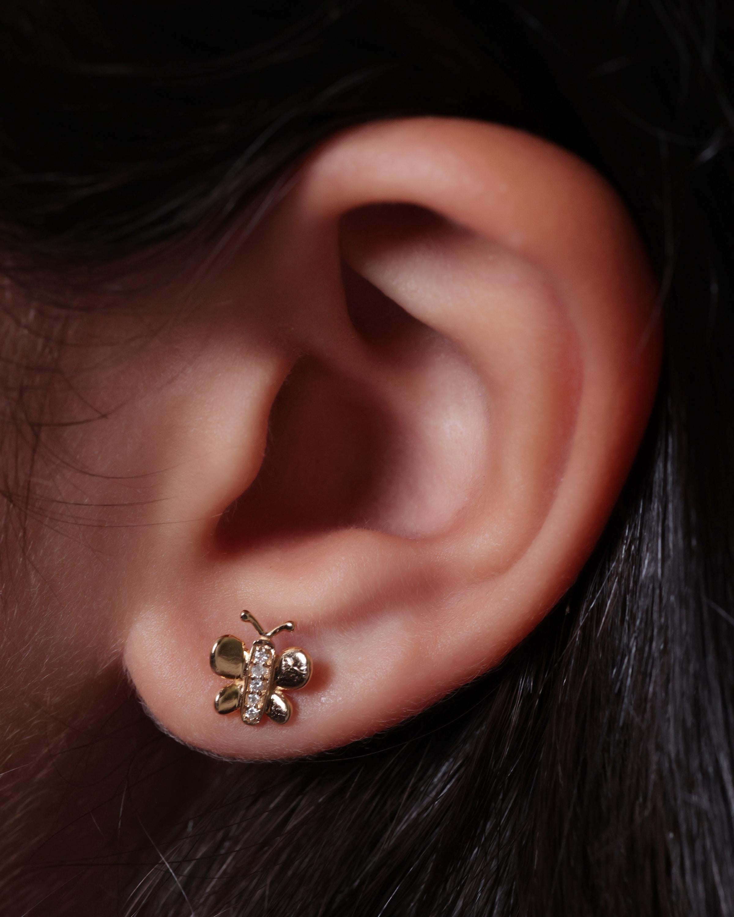 Round Cut Butterfly Diamond Stud Earrings in 14k Solid Gold (Certified) For Sale