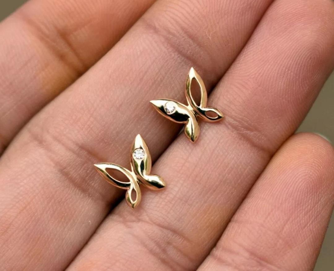 Butterfly Earrings 14k Gold Natural Diamond Butterfly Ear Stud Dainty Jewelry. For Sale 1