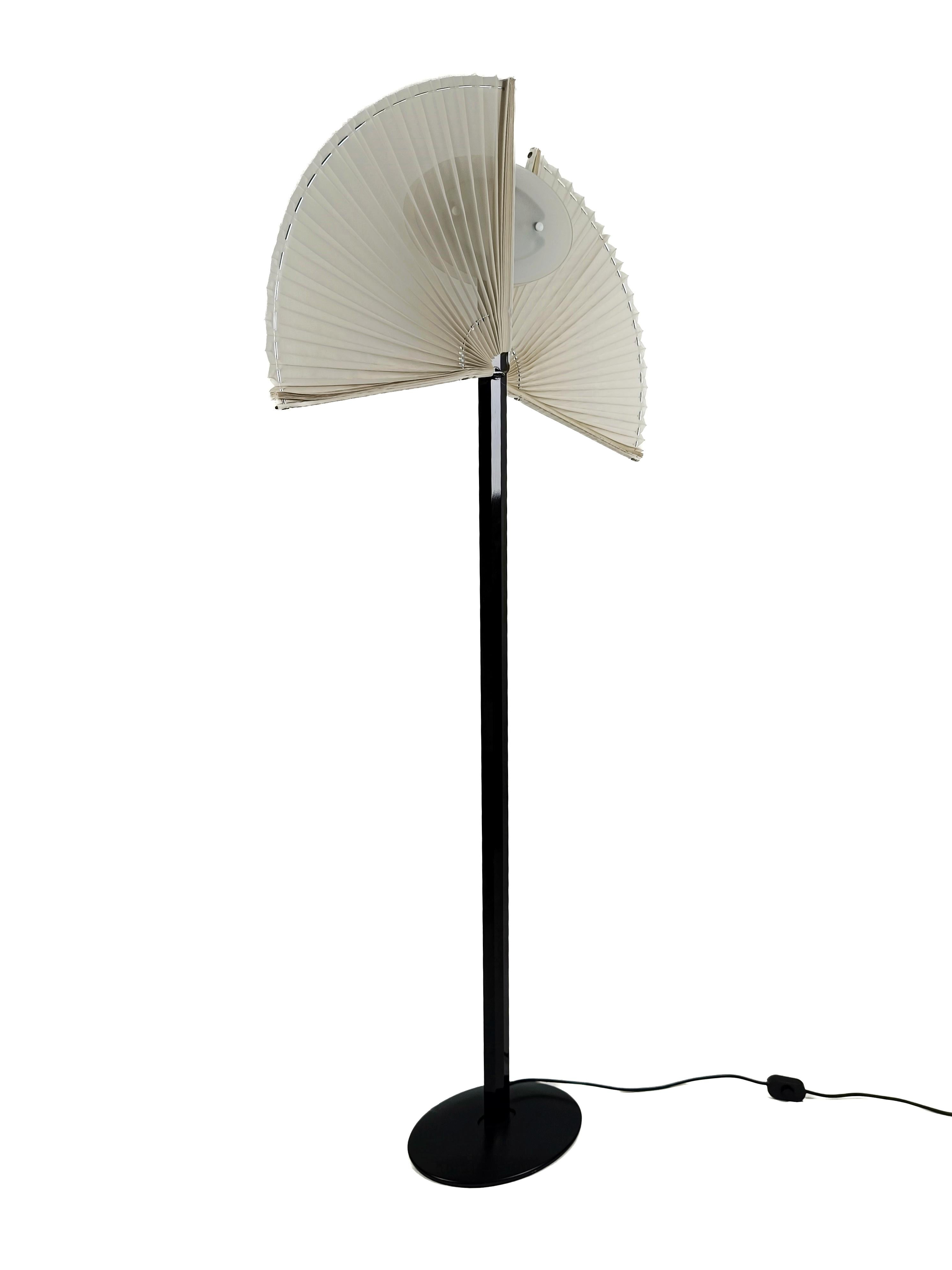 Schmetterlings-Stehlampe entworfen von Afra e Tobia Scarpa für Flos, Italien, 1980er Jahre im Angebot 8