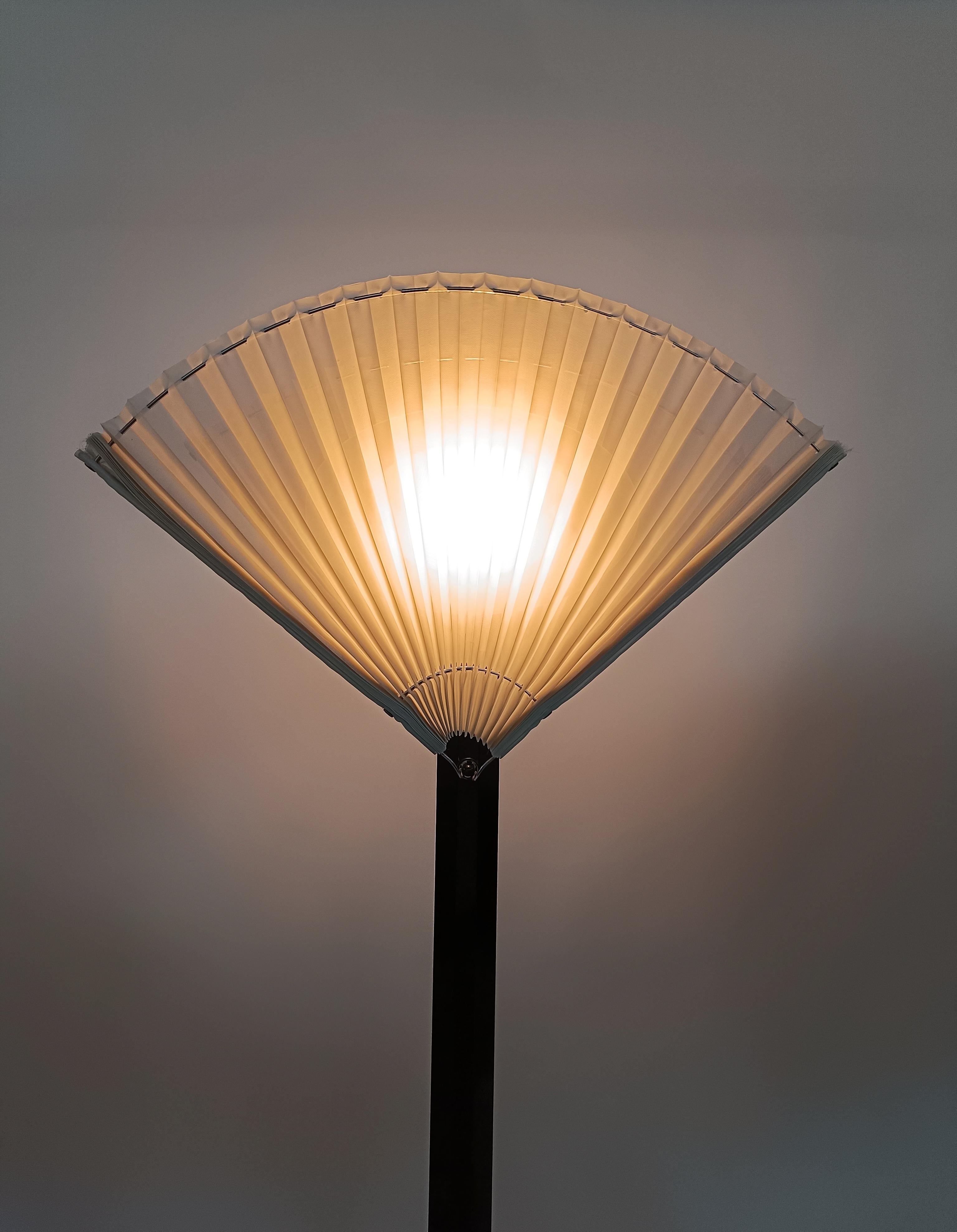 Butterfly Floor Lamp Designed by Afra e Tobia Scarpa for Flos, Italy, 1980s For Sale 8