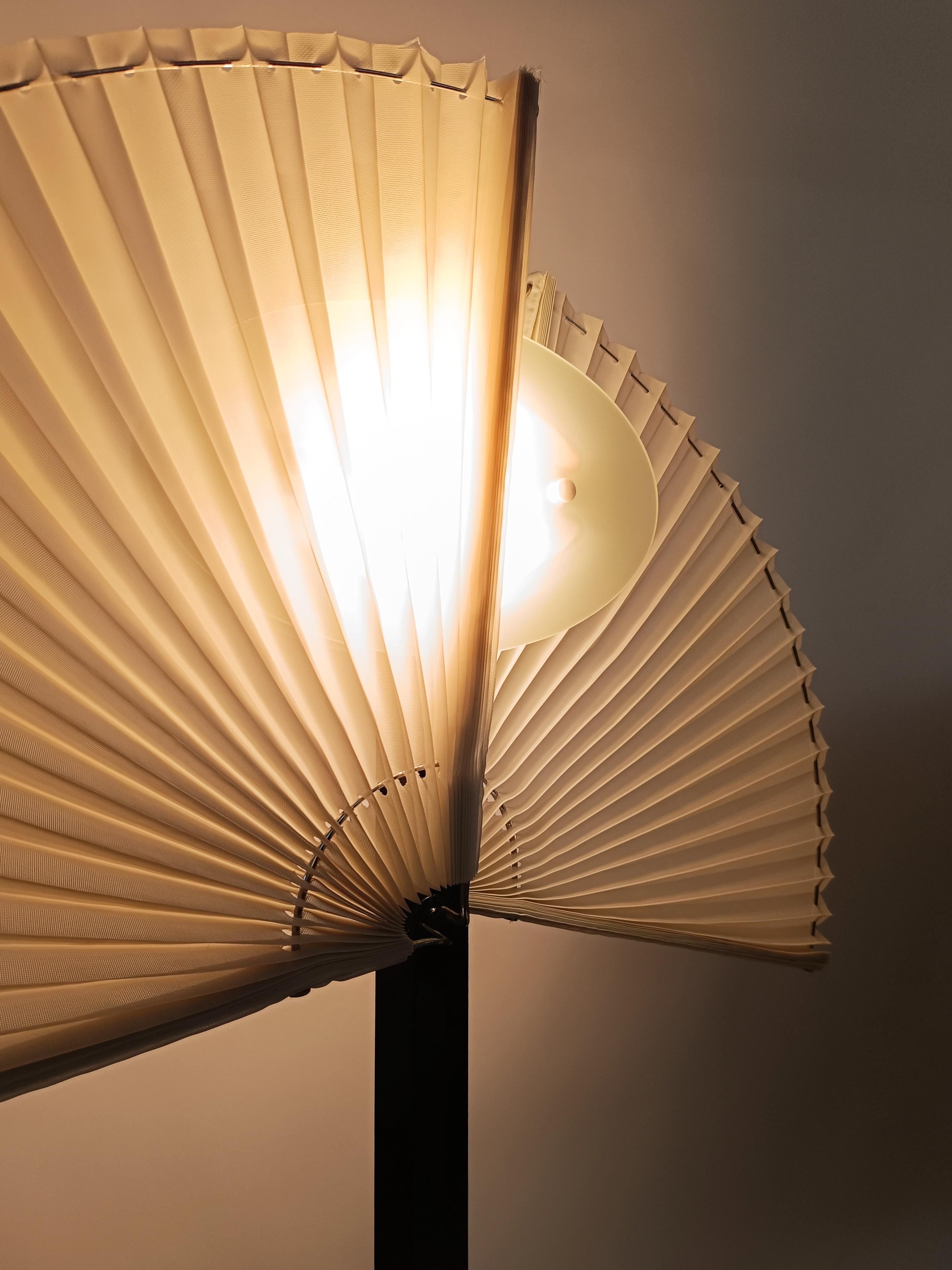 Butterfly Floor Lamp Designed by Afra e Tobia Scarpa for Flos, Italy, 1980s For Sale 10