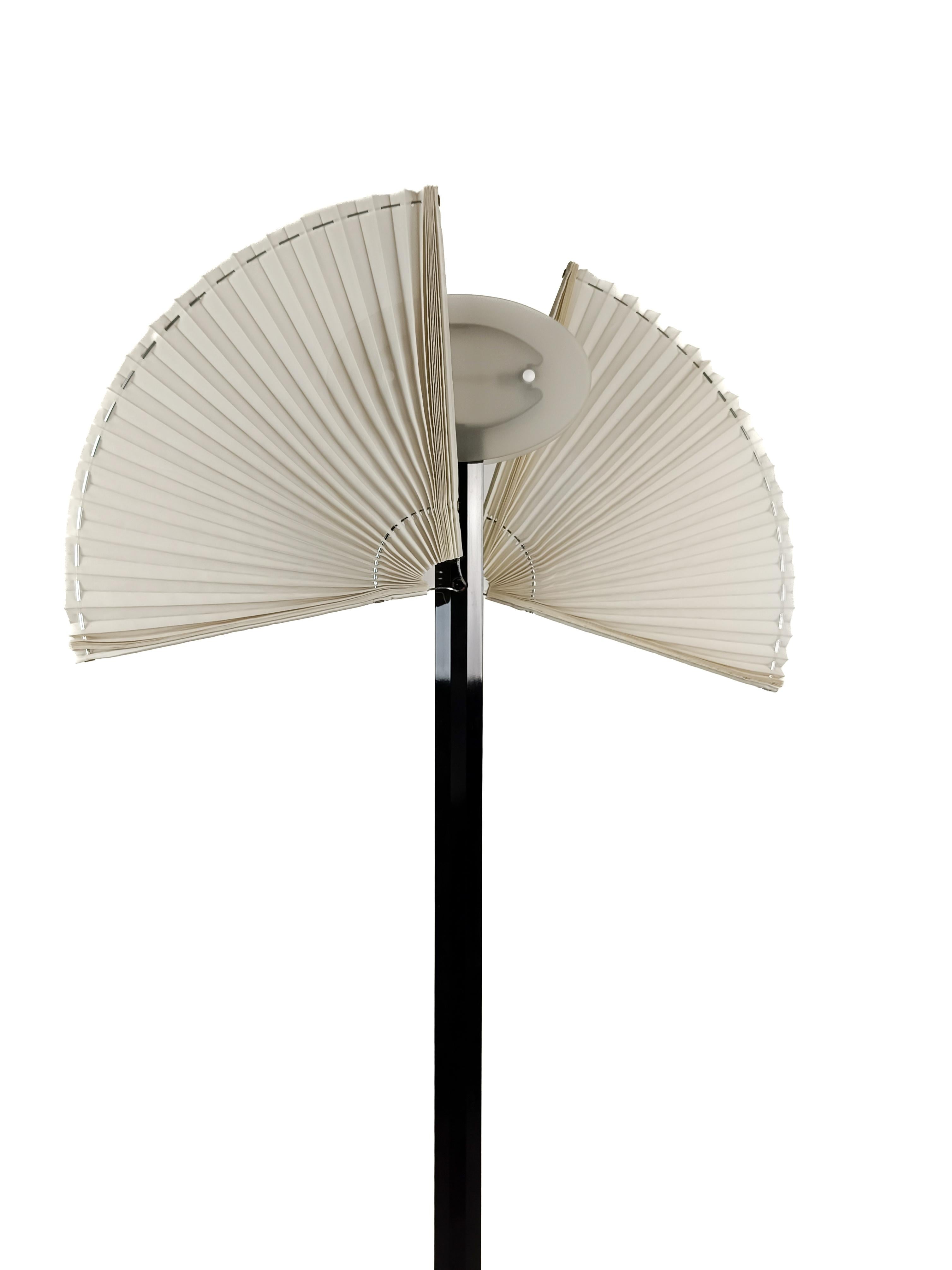 Schmetterlings-Stehlampe entworfen von Afra e Tobia Scarpa für Flos, Italien, 1980er Jahre (Moderne der Mitte des Jahrhunderts) im Angebot