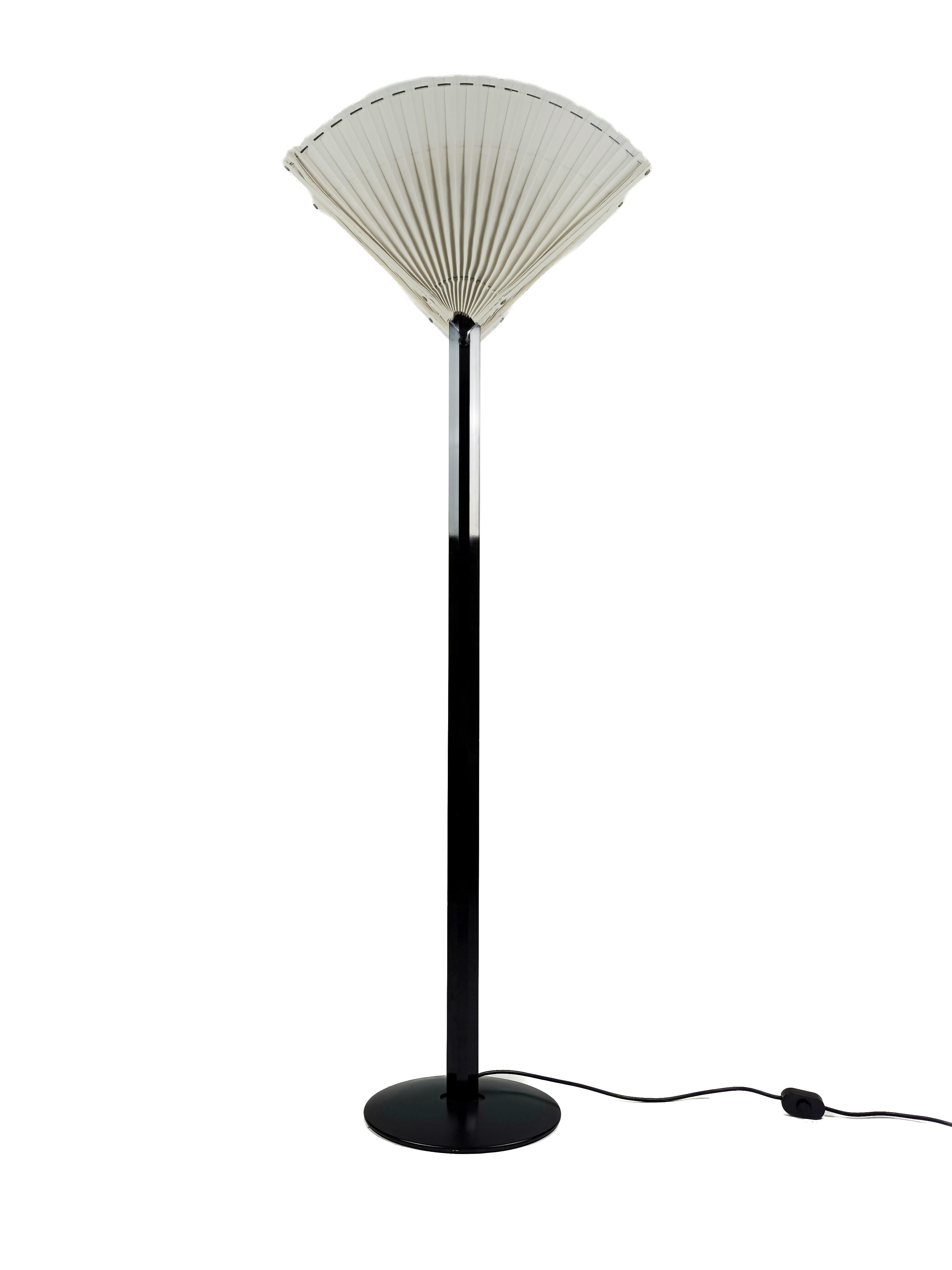 Italian Butterfly Floor Lamp Designed by Afra e Tobia Scarpa for Flos, Italy, 1980s For Sale