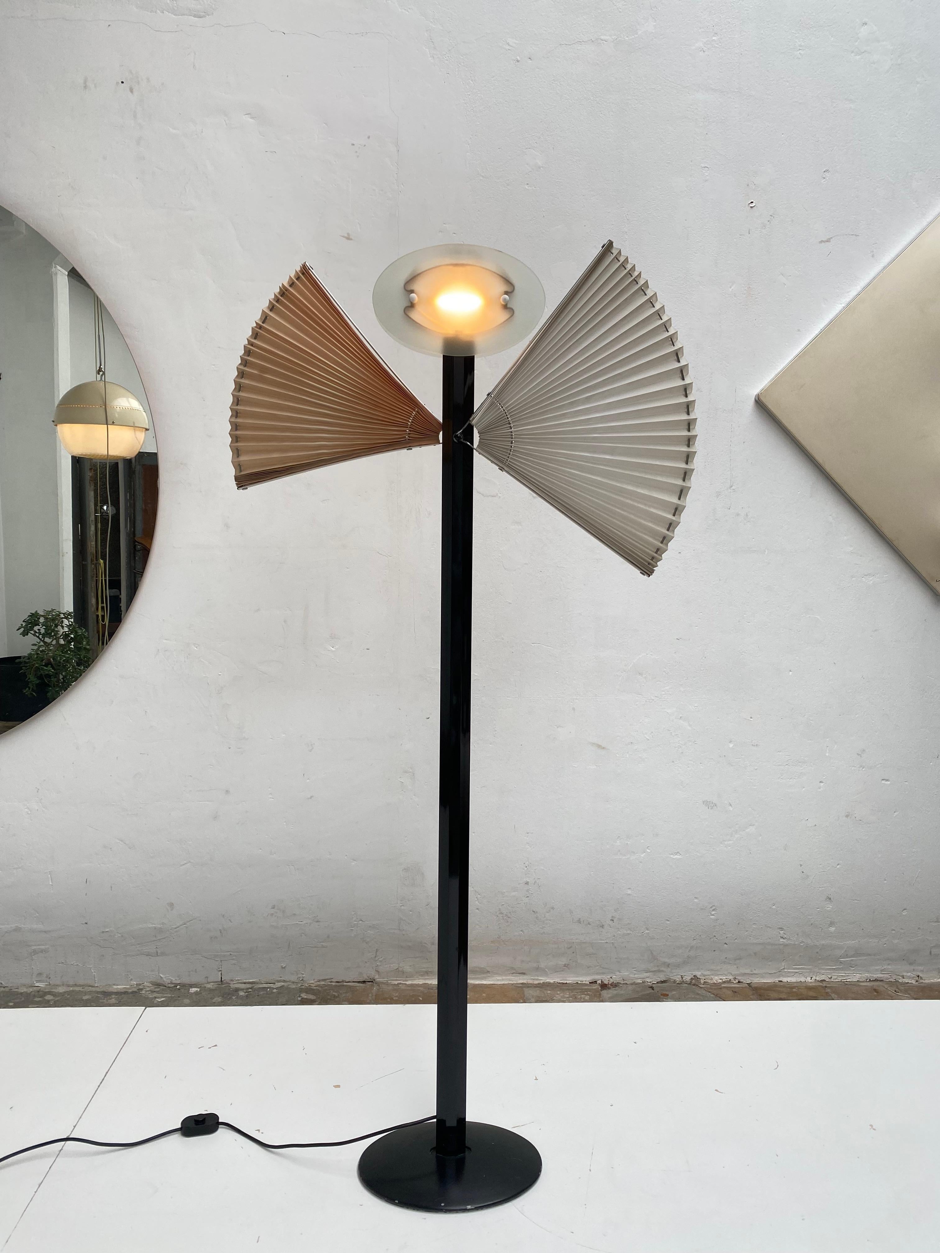 Moulage Lampadaire « papillon » d'Afra & Tobia Scarpa pour Flos Italie 1985               en vente