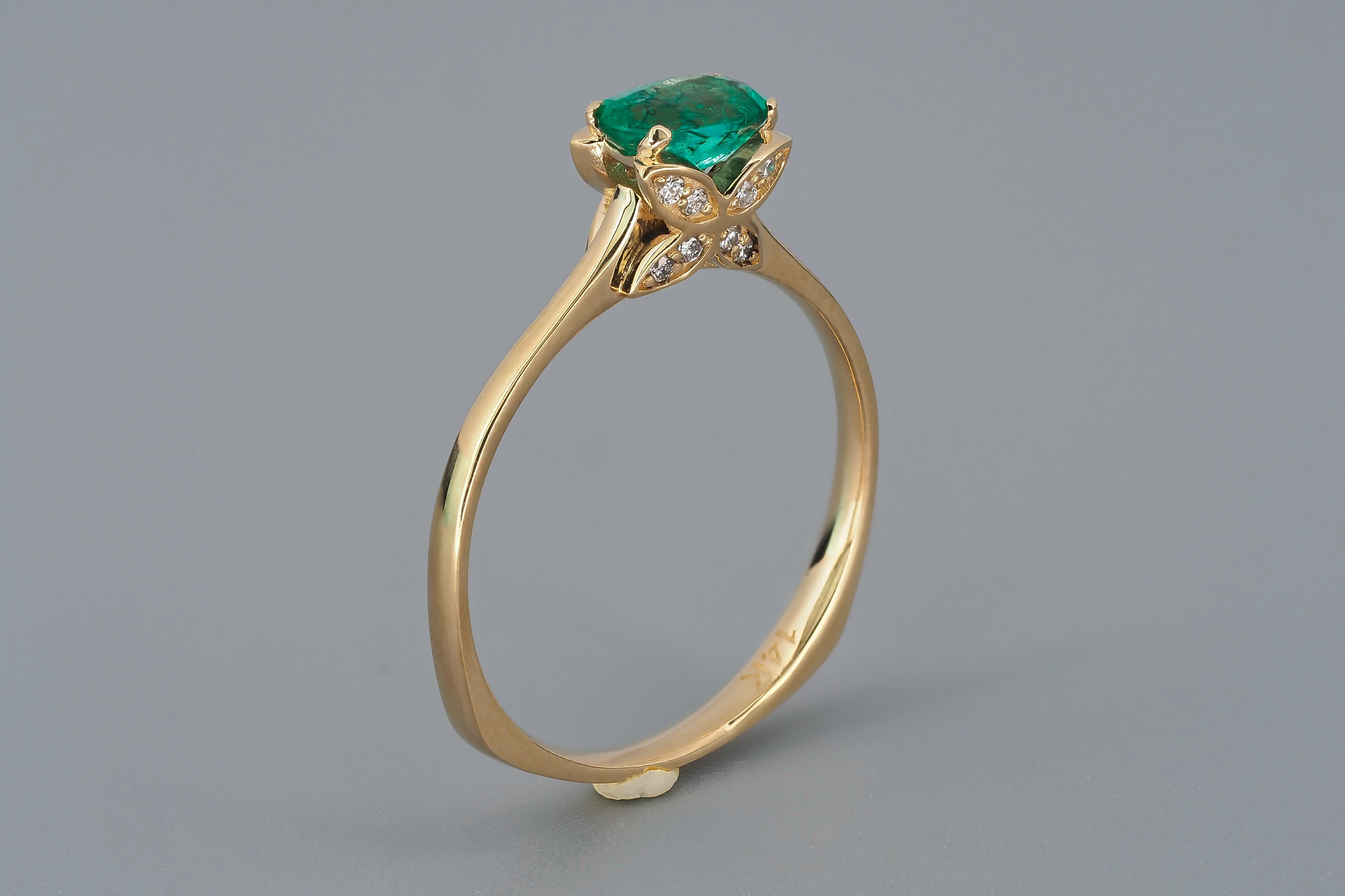 Schmetterling Gold Ring mit Smaragd. 
Natürlicher Smaragdring aus 14k Gold. Mai-Geburtsstein-Ring. Ovaler Smaragdring. Ring mit Smaragd und Diamanten.

Metall: 14k Gold
Gewicht: 1.9 g. abhängig von der Größe.

Set mit Smaragd, Farbe - grün
Ovaler