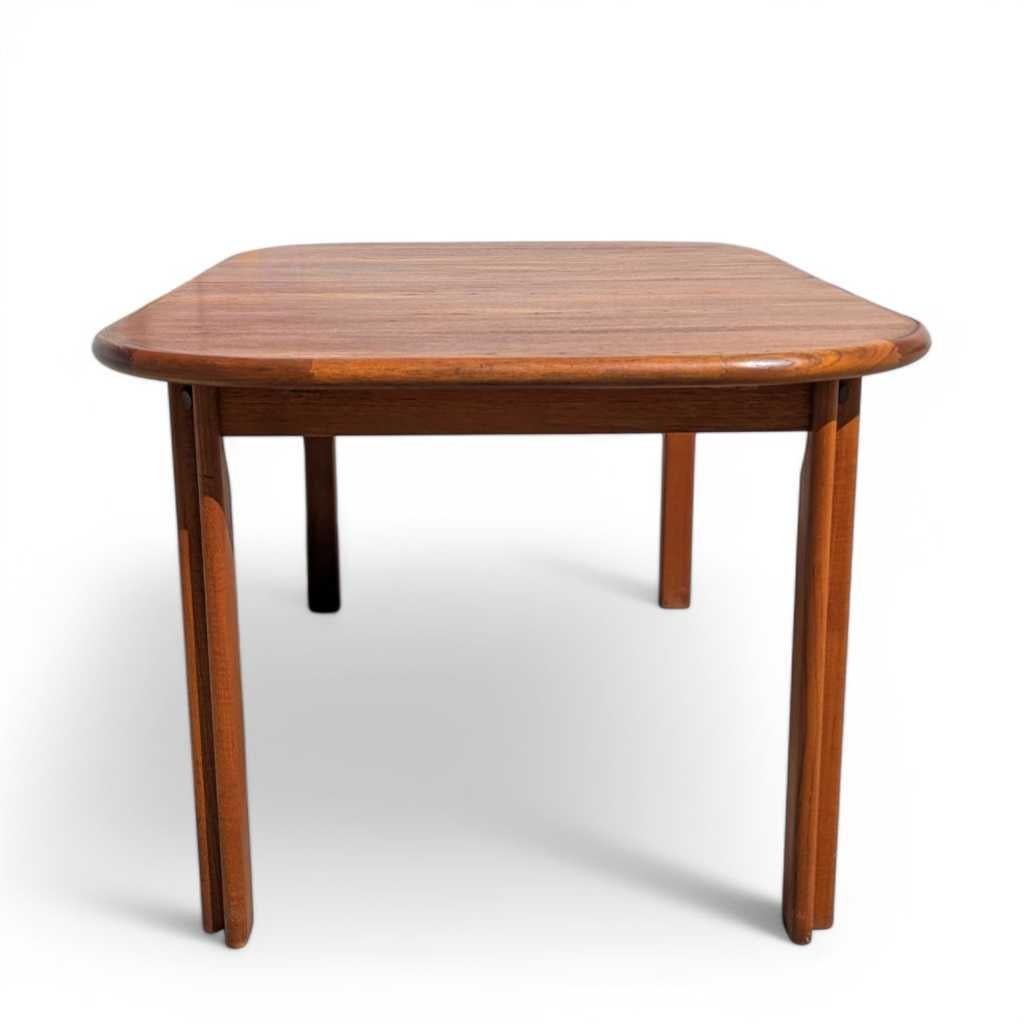 Teck Table de salle à manger à feuilles de papillon, danoise, teck, finition chaude, Danemark, c.C. 1960 en vente